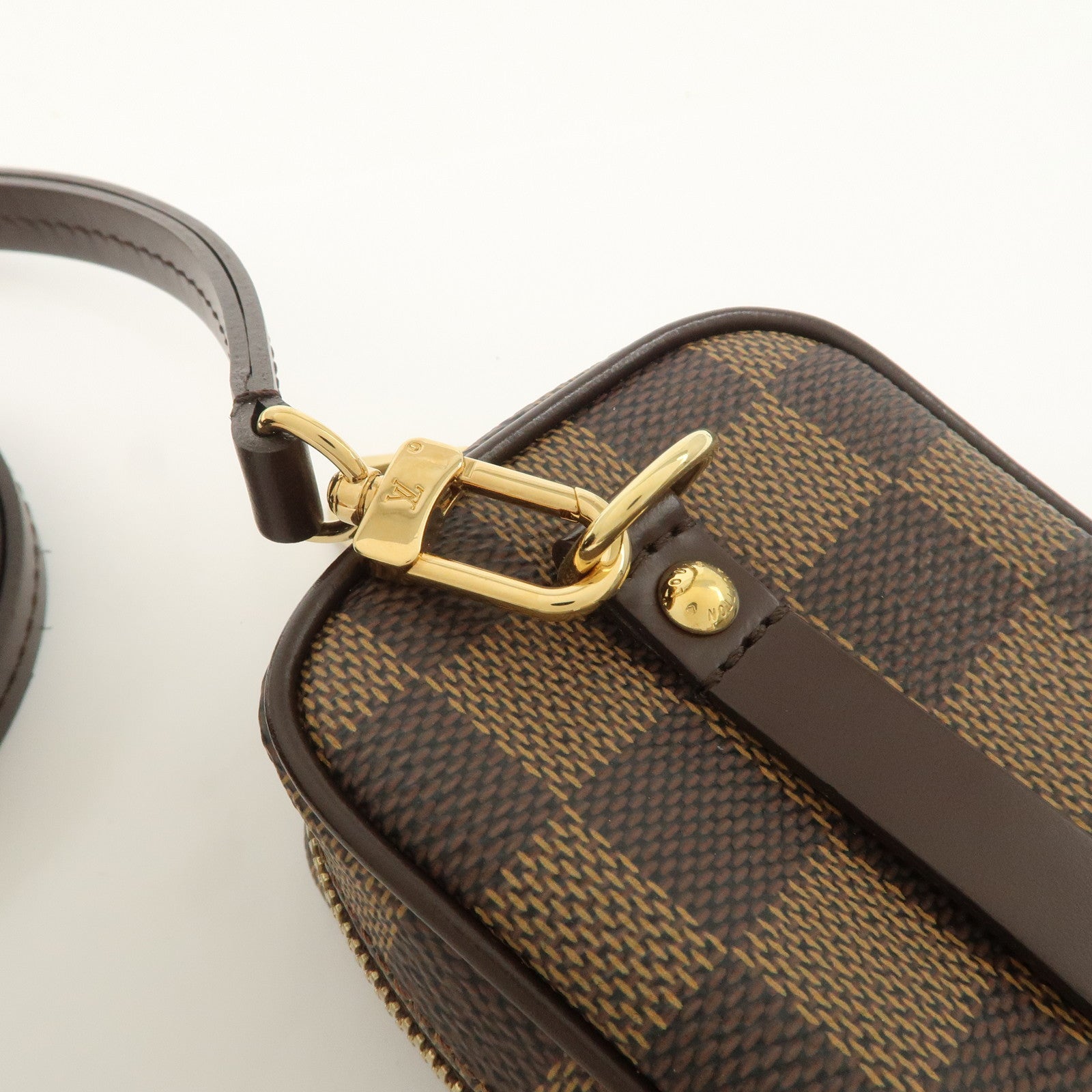 Louis Vuitton Damier Canvas Etui Okapi PM Camera Case N61738 Used