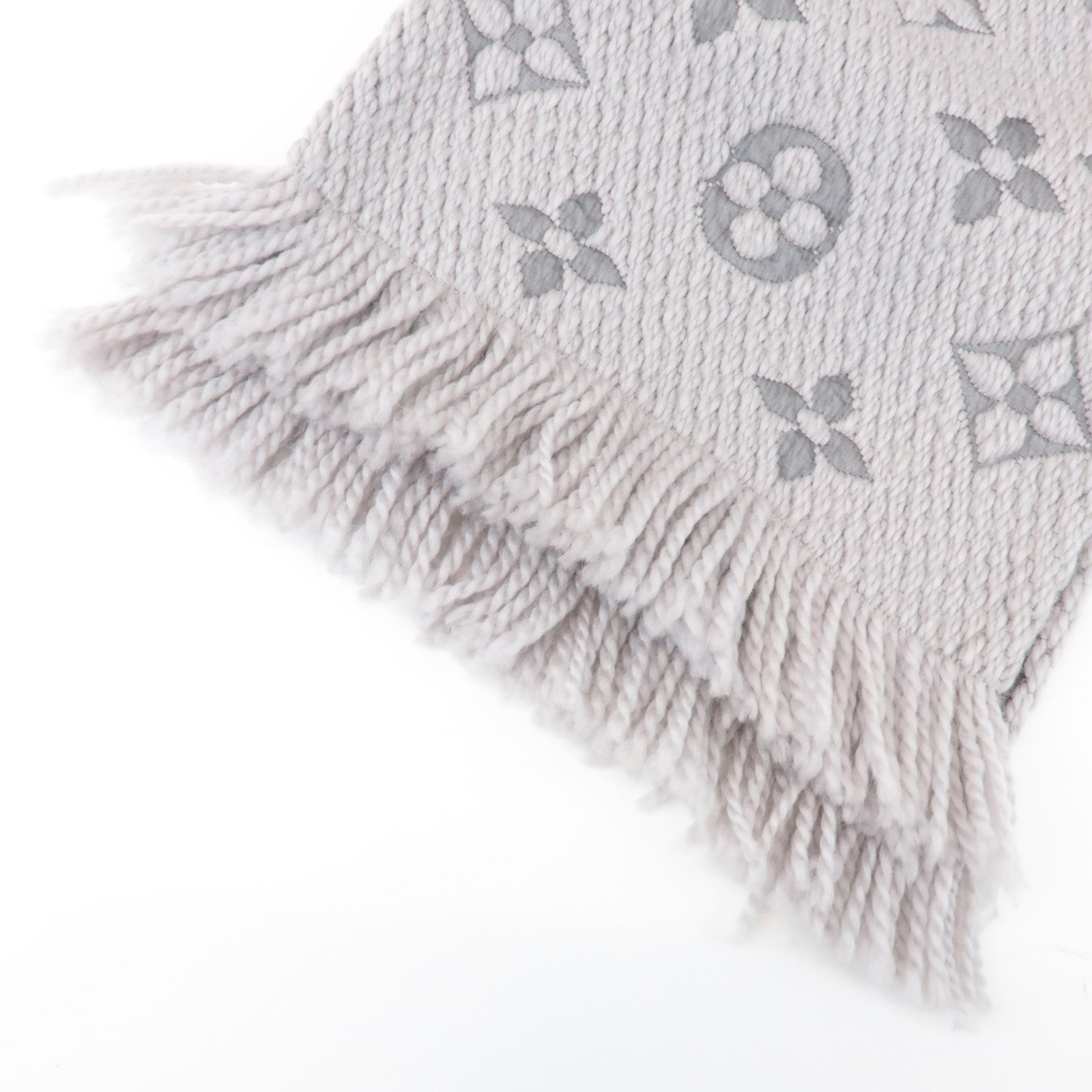 Louis Vuitton Monogram Escharp Logomania Scarf Gris Perle M74742