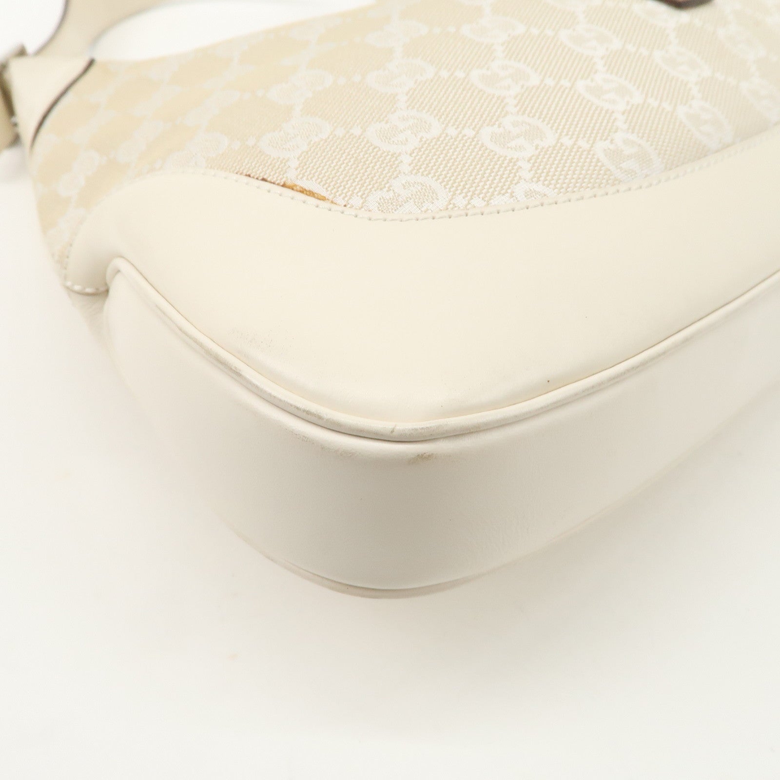 GUCCI Jackie GG Canvas Leather Shoulder Bag Beige White