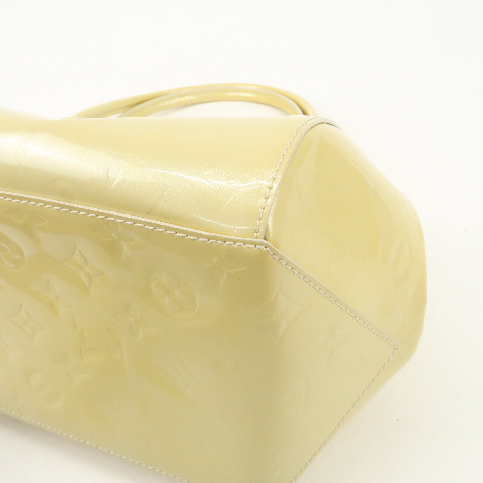 Louis Vuitton Monogram Vernis Leather Sherwood GM Blanc M91487 Used