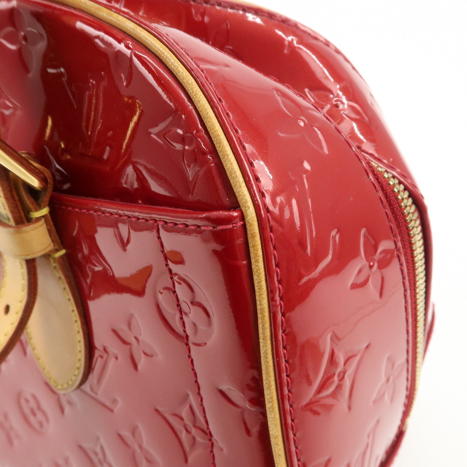 Louis Vuitton Monogram Vernis Summit Drive Hand Bag Red M93513