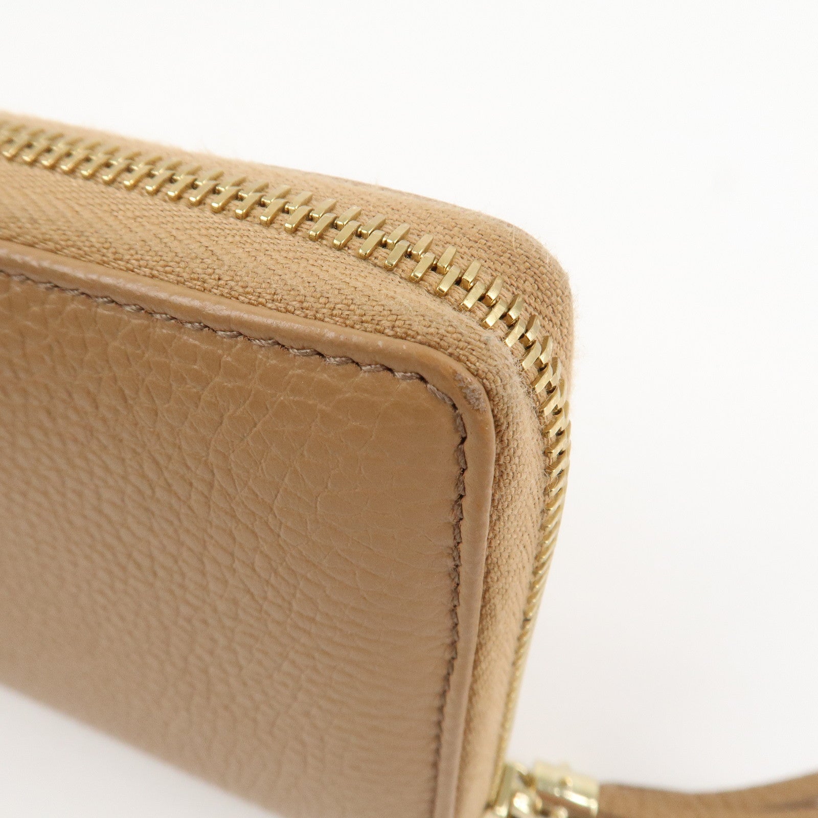 GUCCI SOHO Leather Round Zippy Long Wallet Beige 598187