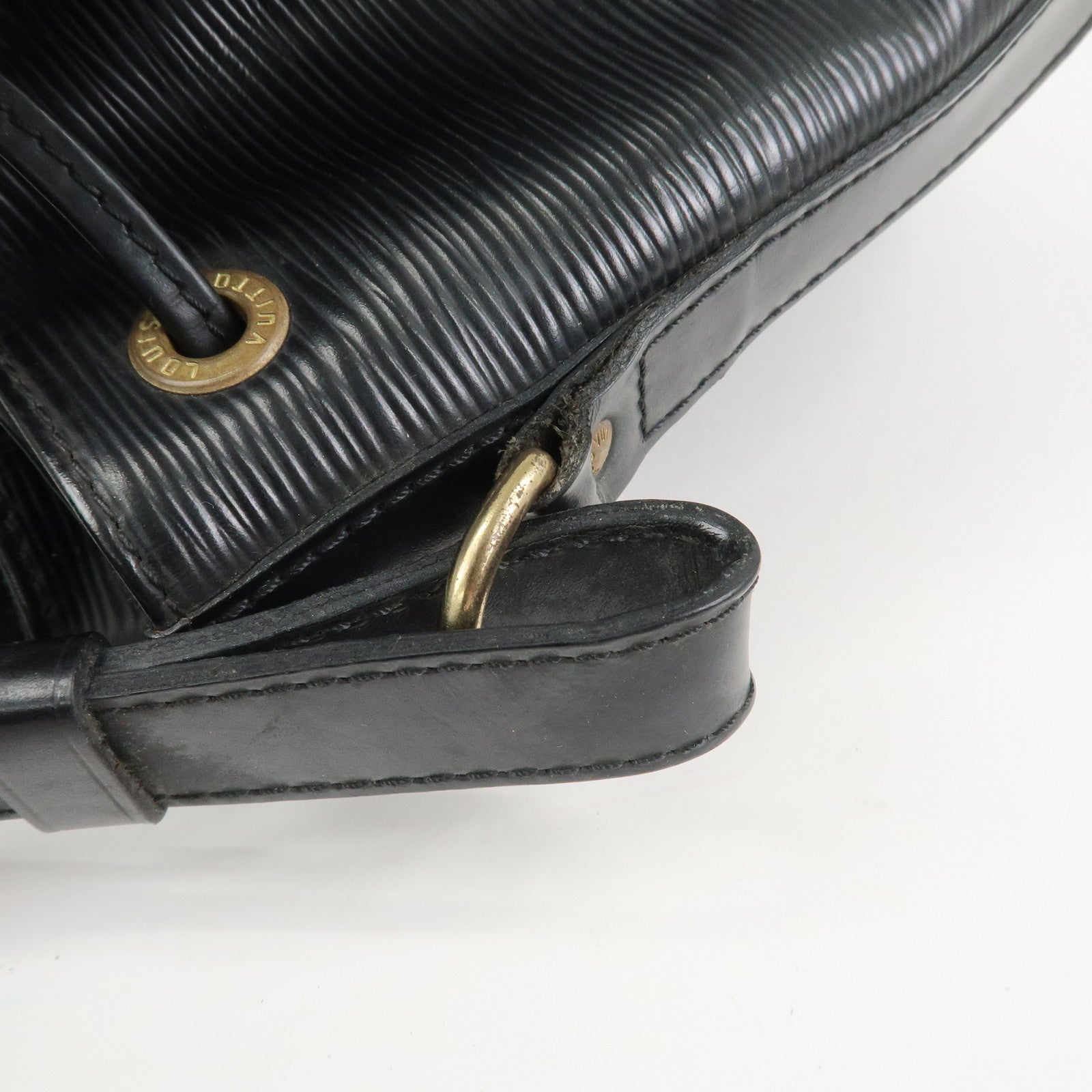 Louis Vuitton Epi Leather Petit Noe Shoulder Bag Noir Black M59012