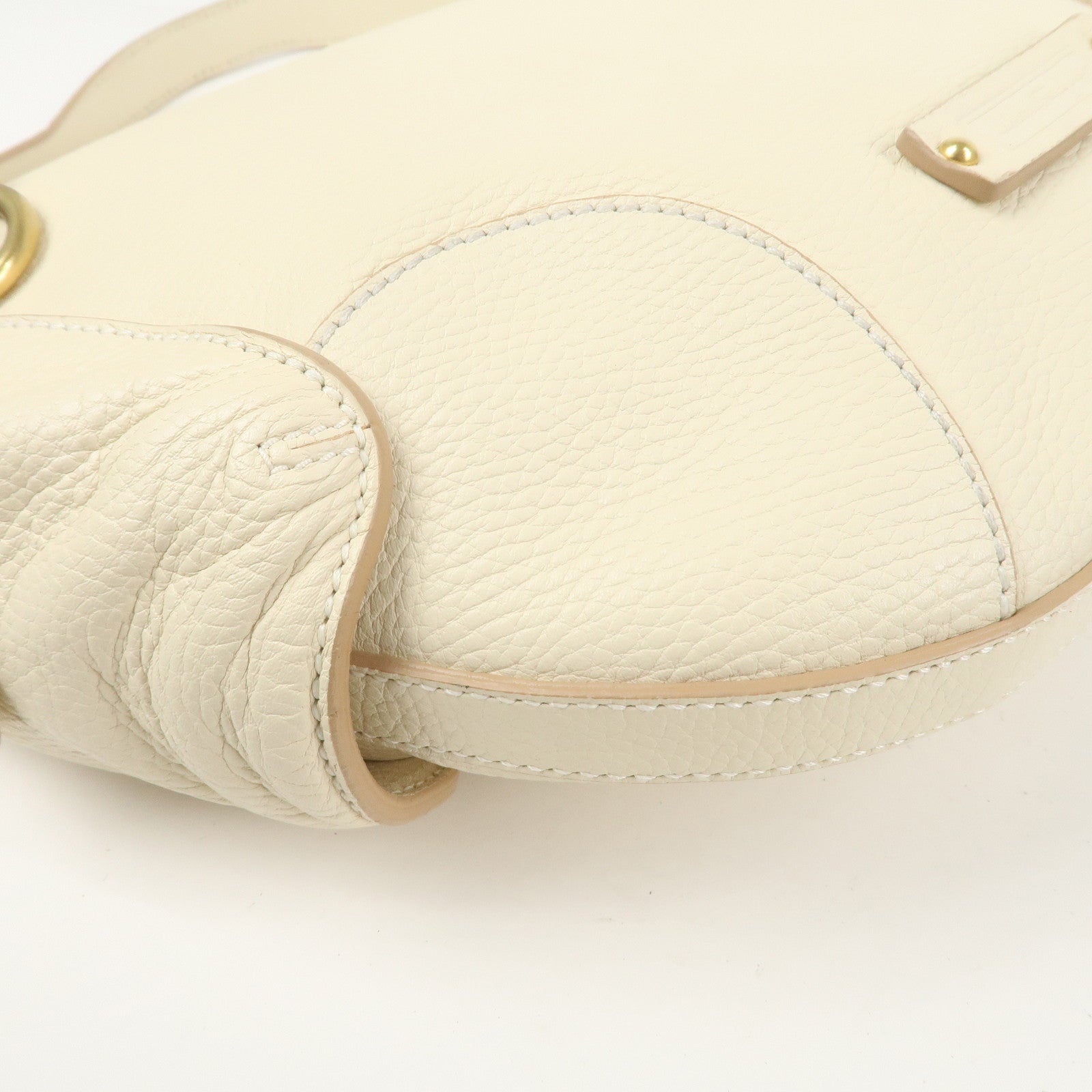 Ferragamo Gancini Logo Leather Shoulder Bag Hand Bag Ivory