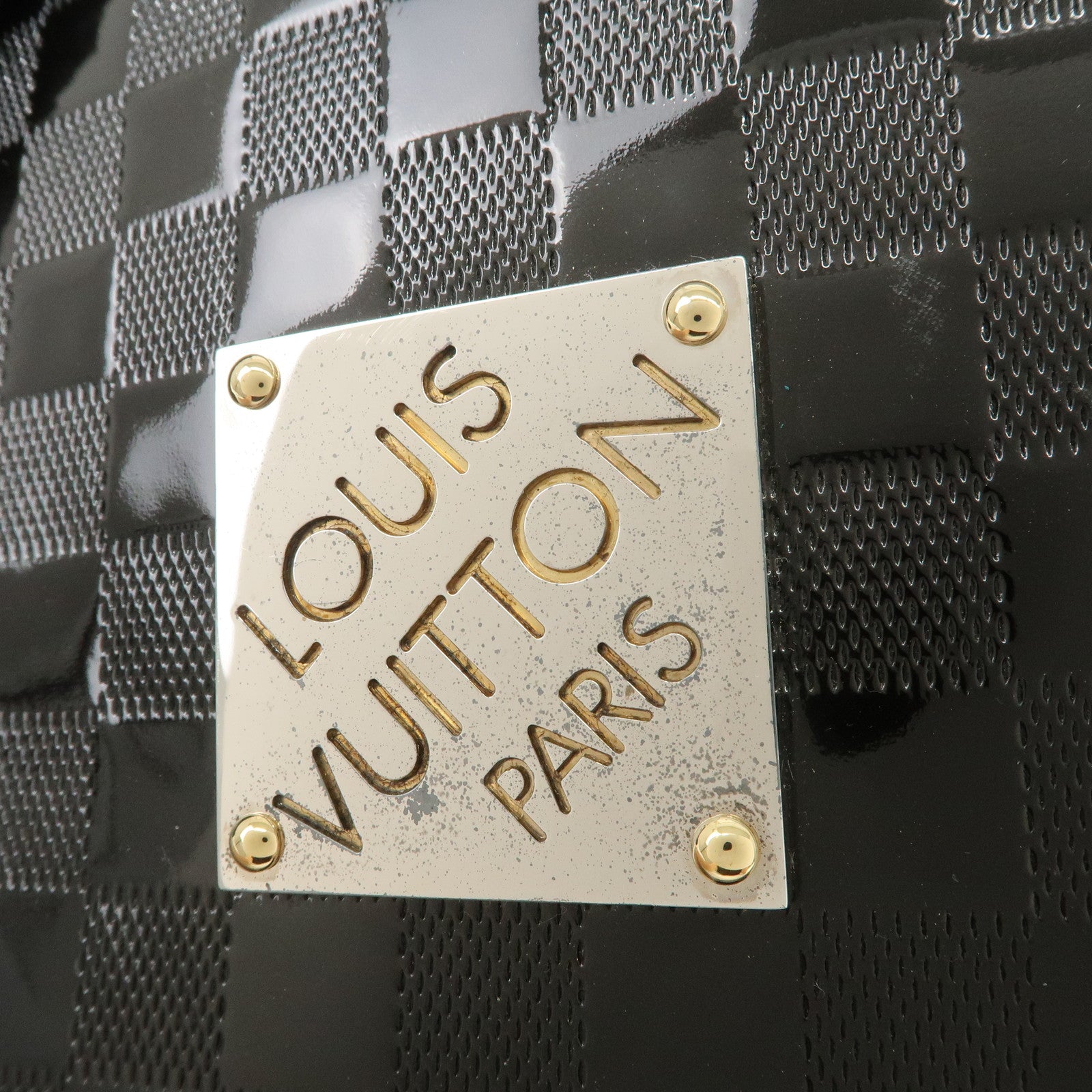 Louis Vuitton Damier Vernis Club Shoulder Bag Noir M92127