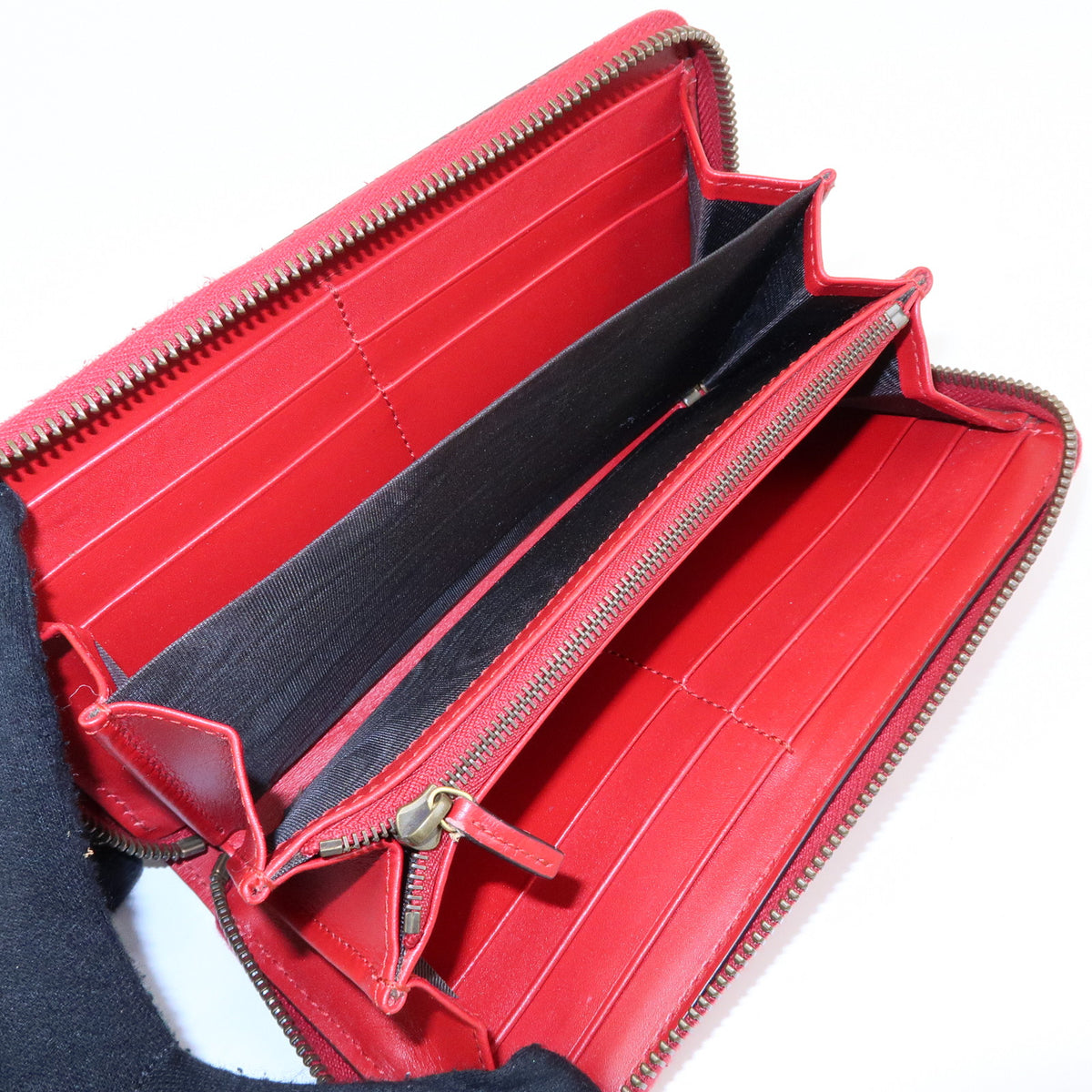 GUCCI Guccissima Leather Cherry Round Zippy Long Wallet Red 476049
