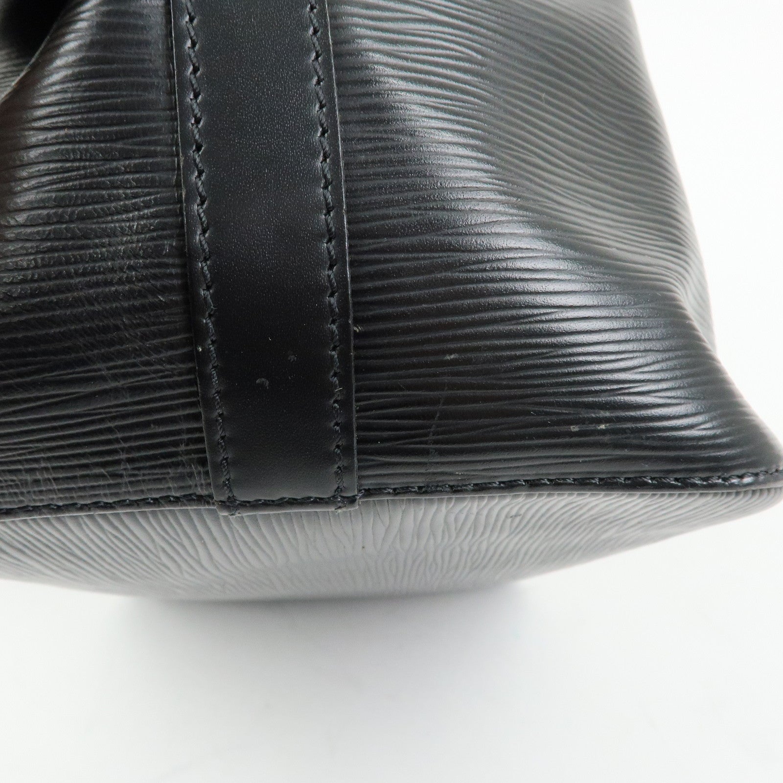 Louis Vuitton Epi Petit Noe Shoulder Bag Noir Black M59012