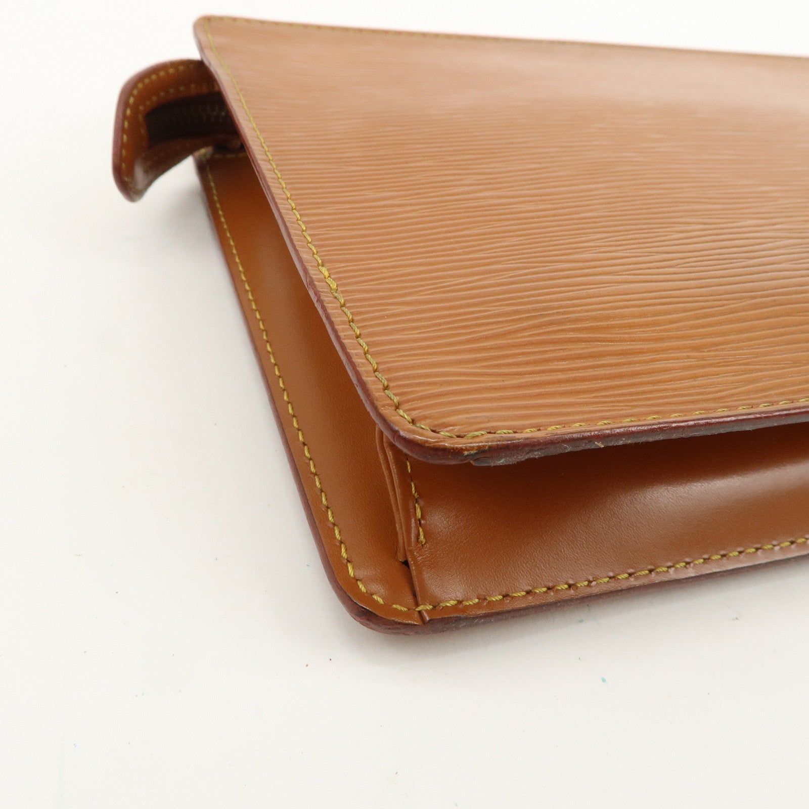 Louis Vuitton Epi Pochette Homme Clutch Bag Zipang Gold M52528