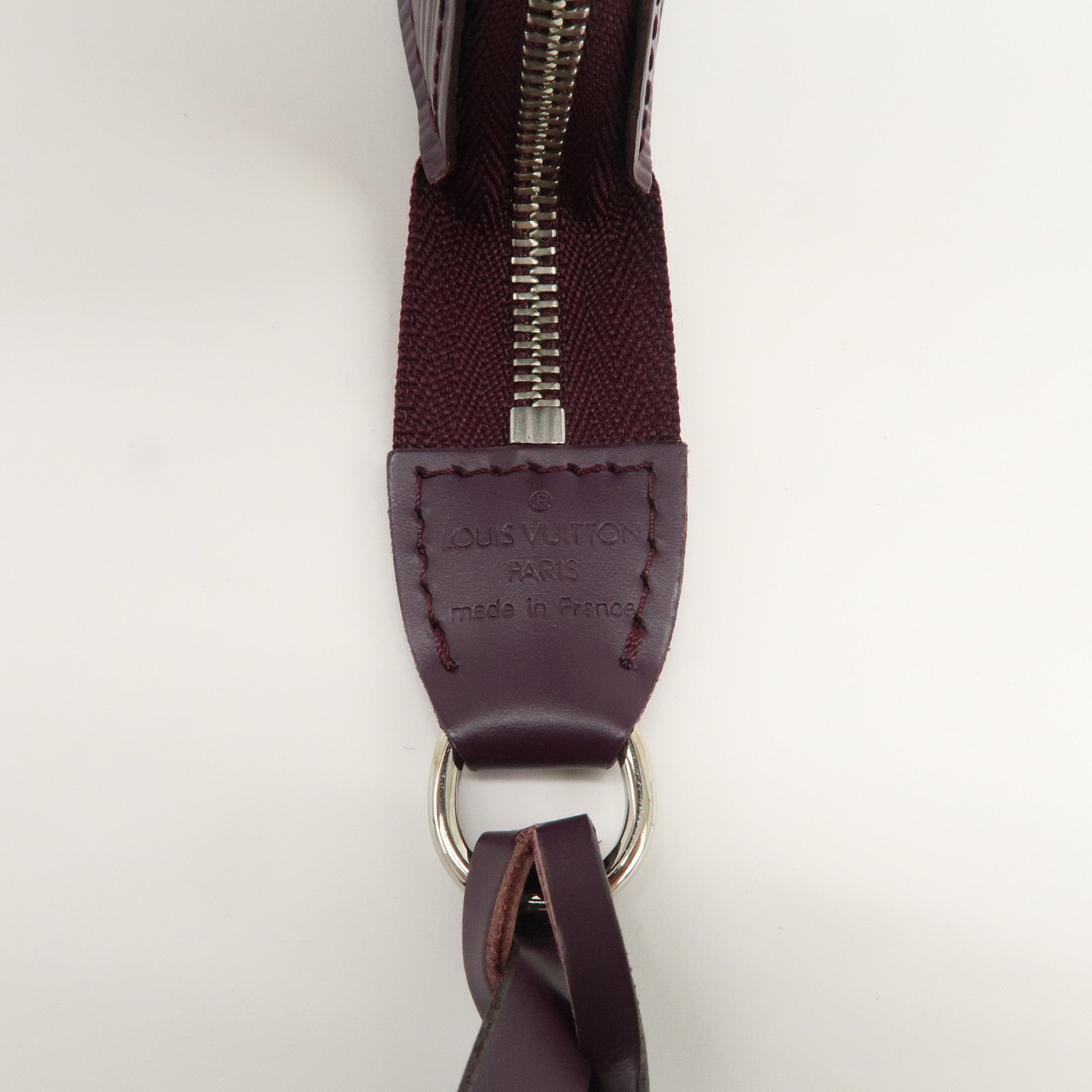 Louis Vuitton Epi Leather Pochette Accessoires Cassis M5298K