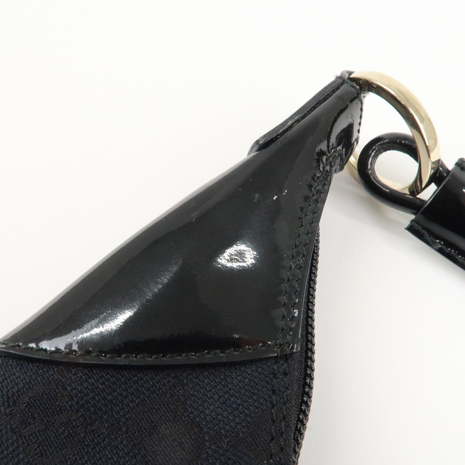 GUCCI GG Canvas Patent Leather Shoulder Bag Black 001.4158 Used