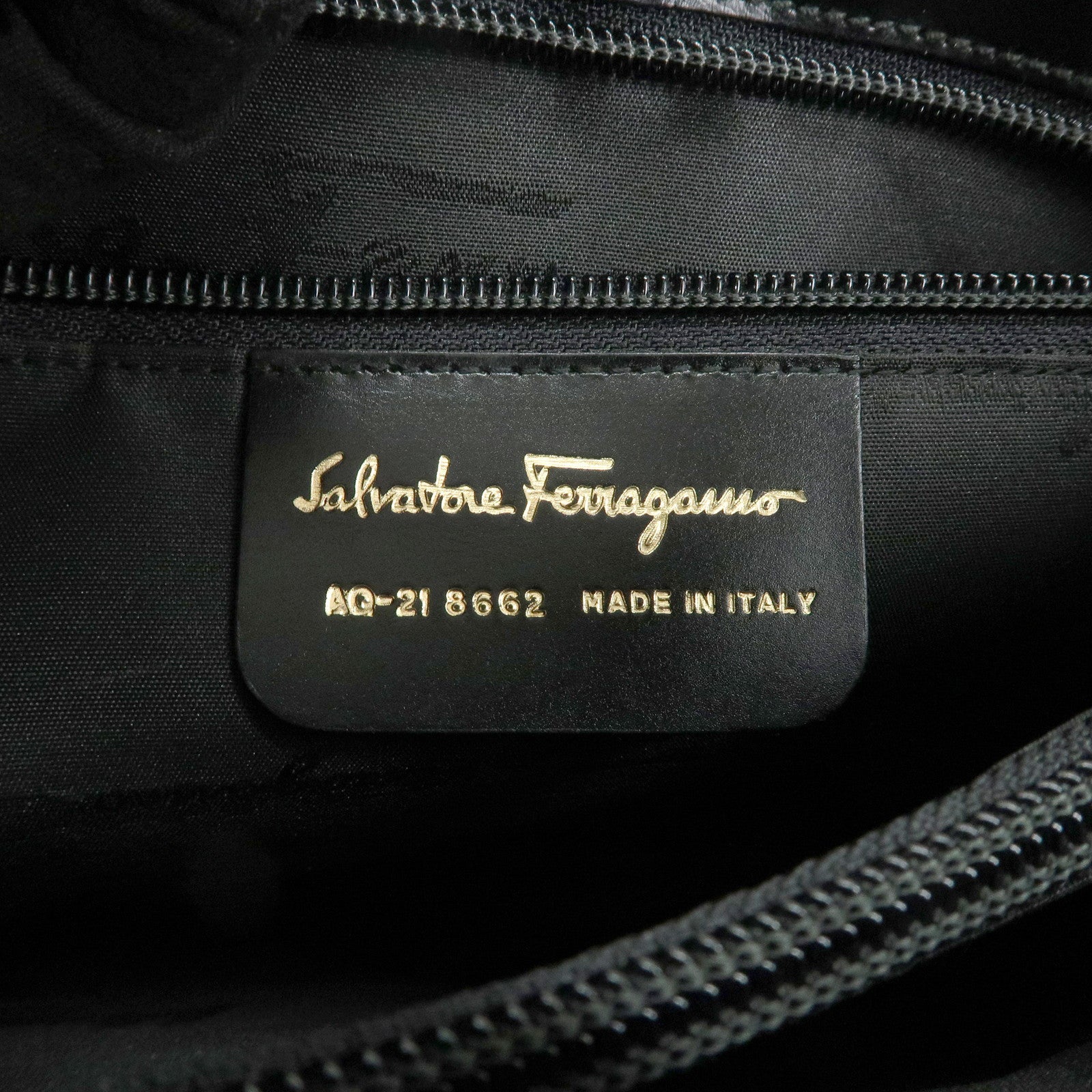 Ferragamo Gancini Leather Shoulder Bag Hand Bag Black Gold HDW