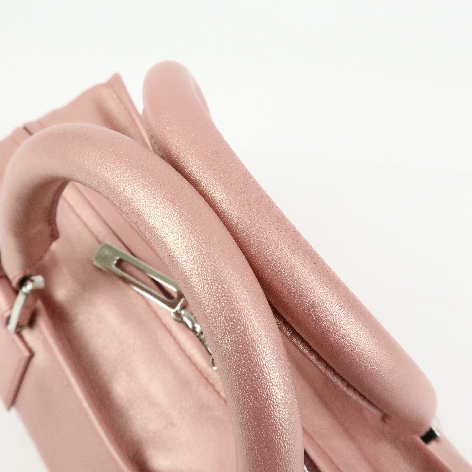 LOEWE Anagram Amazona 28 Leather Hand Bag Metallic Pink
