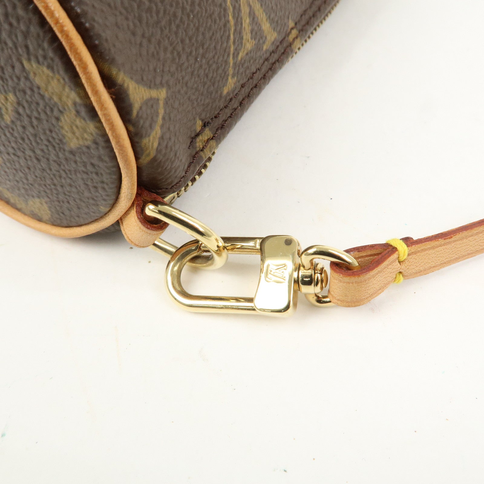 Louis Vuitton Monogram Mini Pouch for Papillon Bag Brown New Style