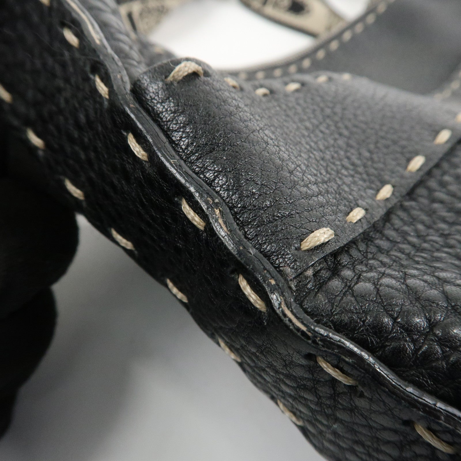 FENDI Selleria Leather Shoulder Bag Crossbody Bag Black 8BT109