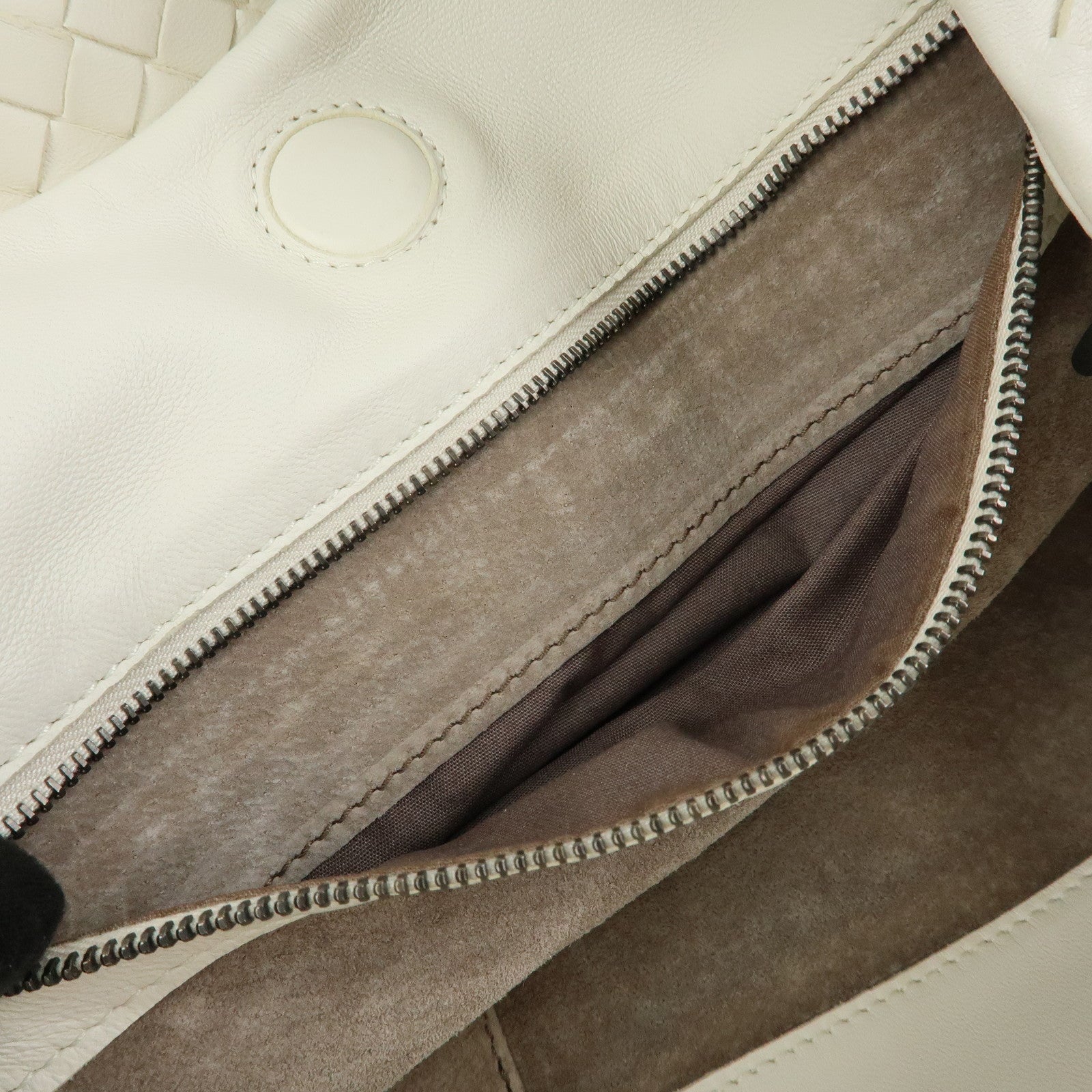 BOTTEGA VENETA Intrecciato Campana Leather Shoulder Bag 125787