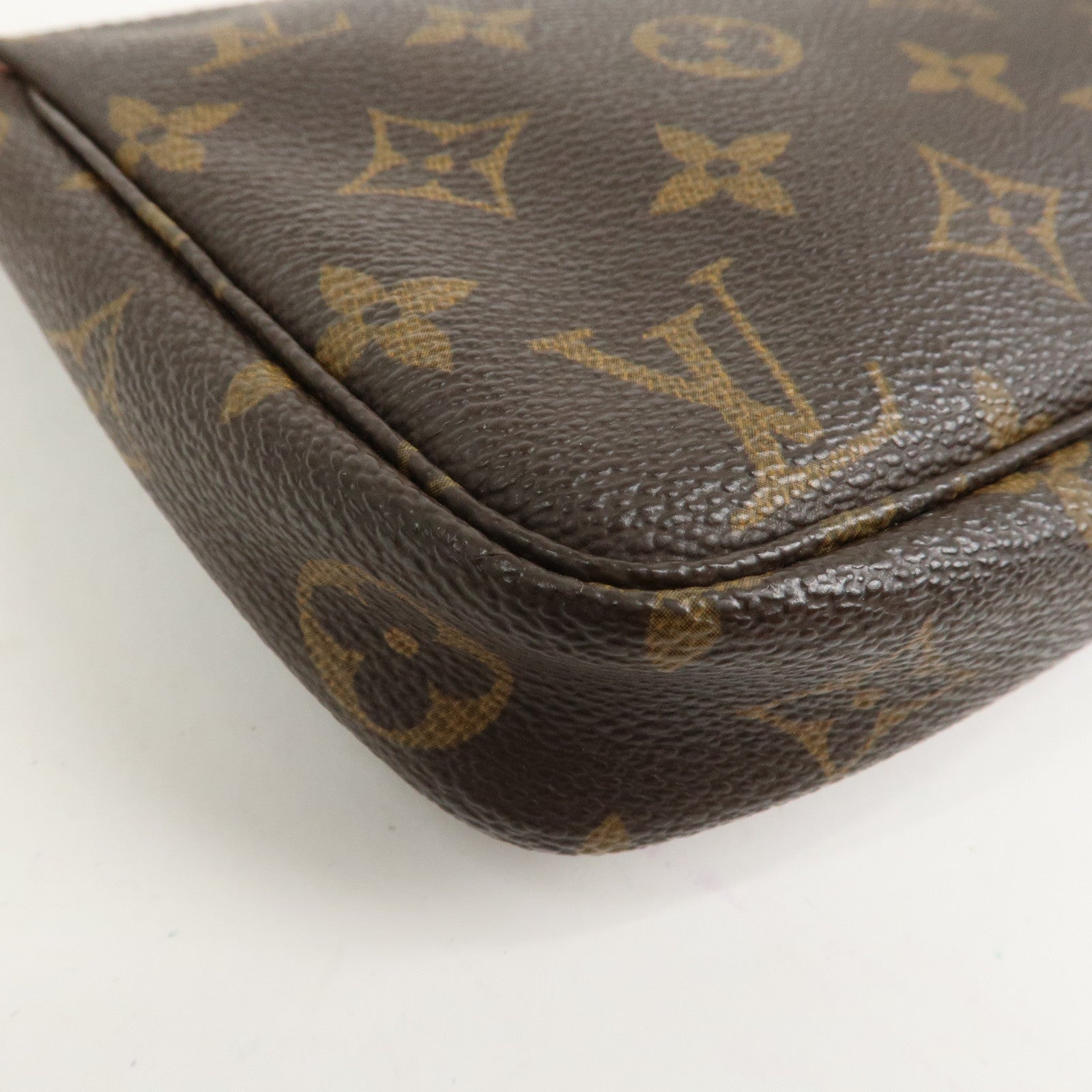 Louis Vuitton Monogram Pochette Accessoires Pouch Hand Bag M51980