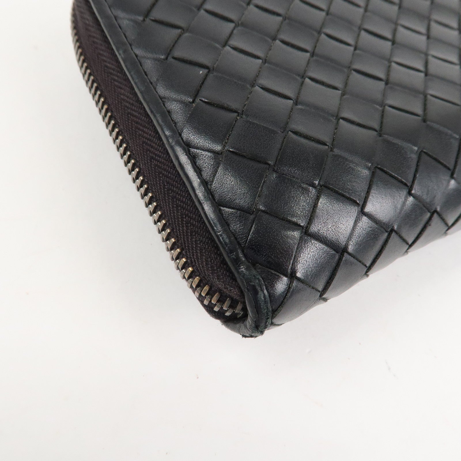 BOTTEGA VENETA Intrecciato Leather Round Zippy Wallet Black 114076 Used