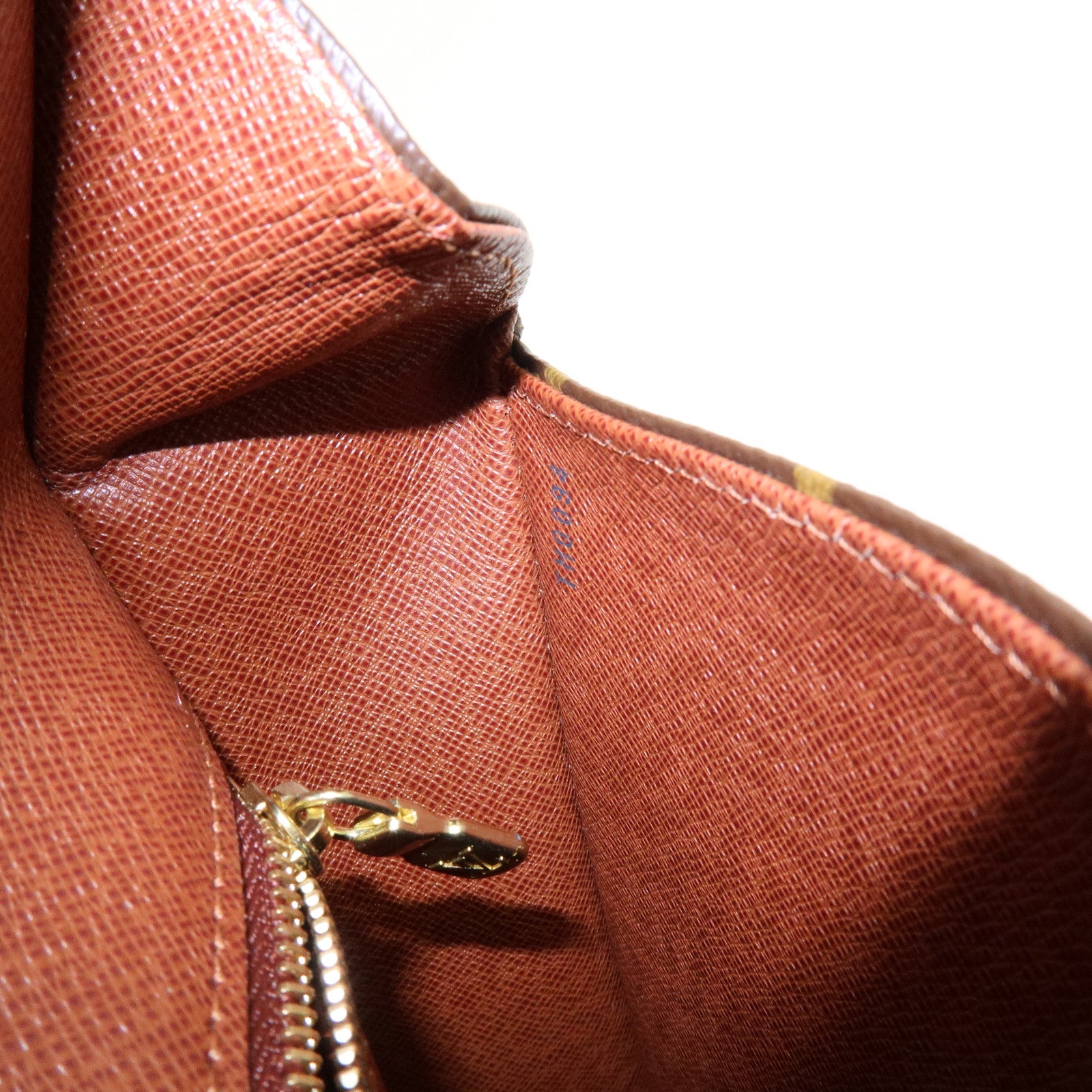 Louis Vuitton Monogram Saint Cloud GM Shoulder Bag Brown M51242