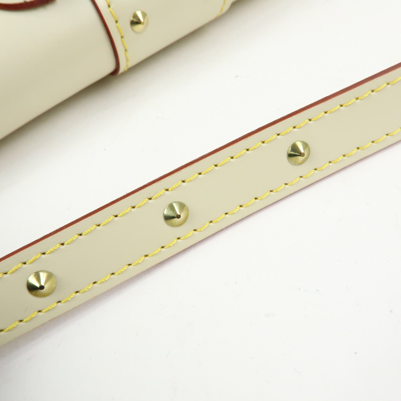 Louis Vuitton Suhali Le Precieux Leather Hand Bag Blanc M91774