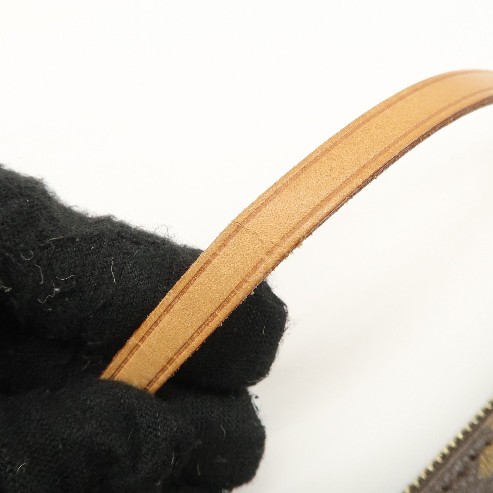 Louis Vuitton Monogram Pochette Accessoires Hand Bag Pouch M51980 Used