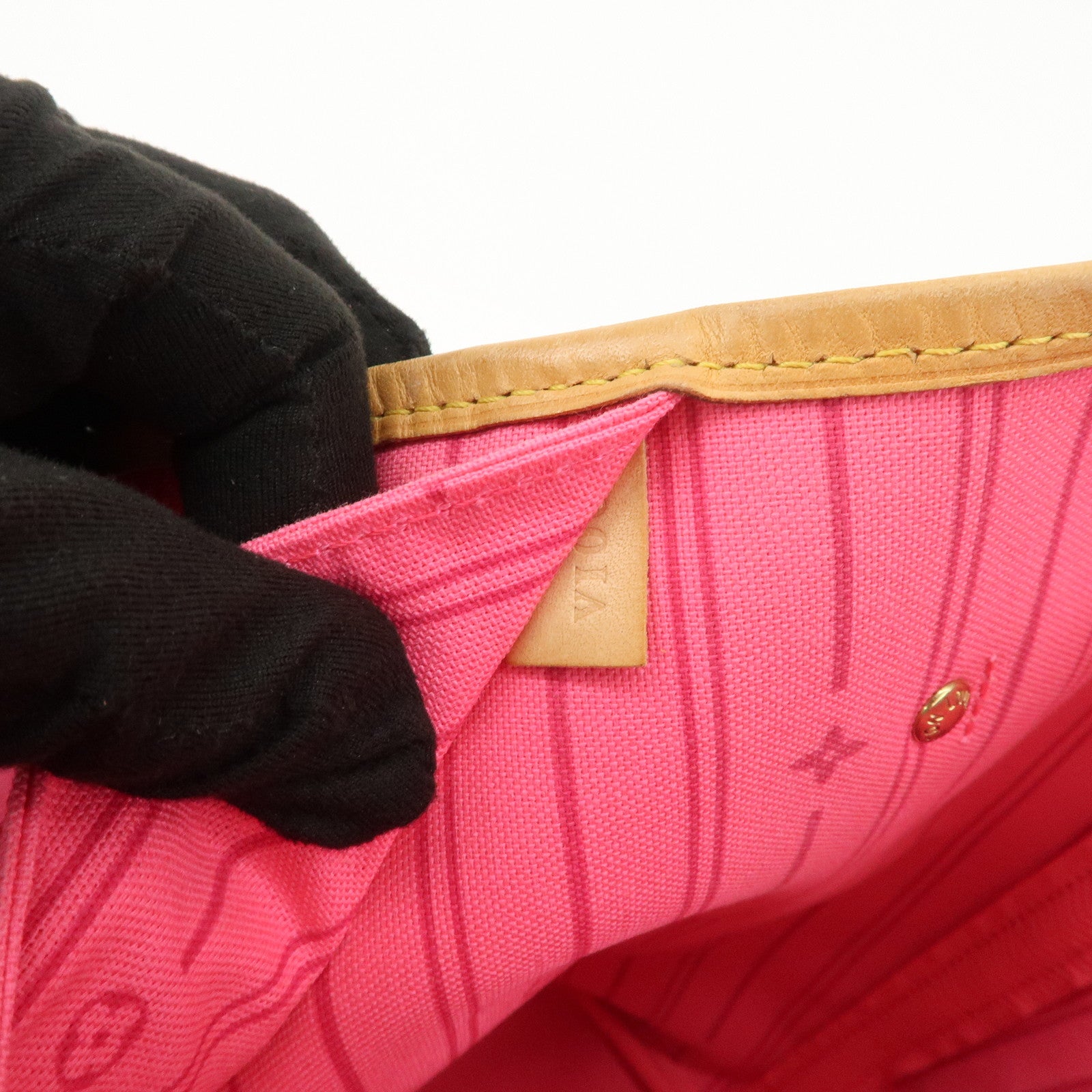 Louis Vuitton Monogram Rose Neverfull MM Tote Shoulder Bag M48613