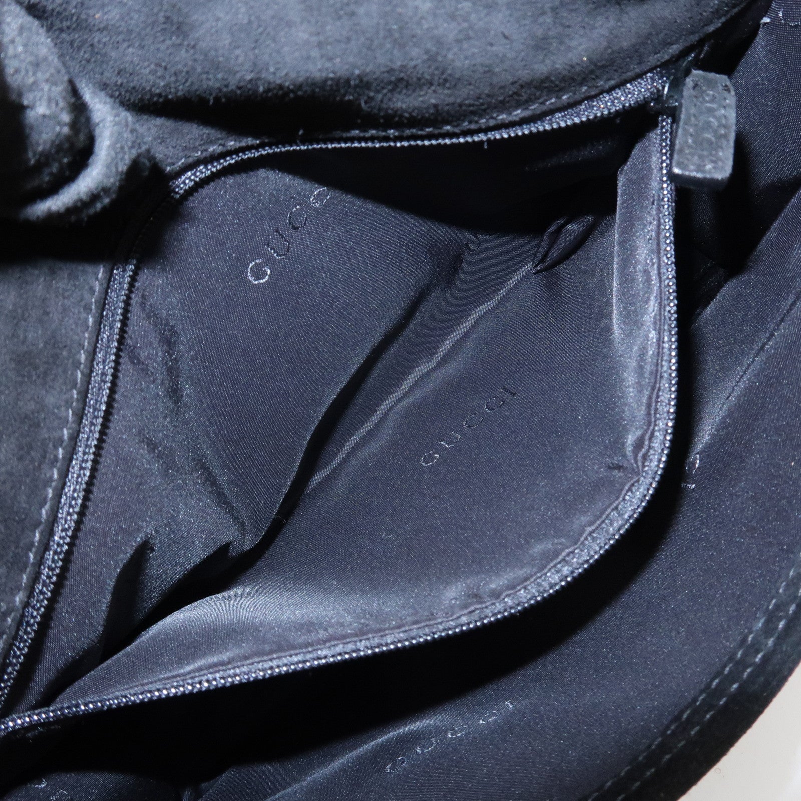 GUCCI Bamboo Suede Handle Shoulder Bag Hand Bag Black 001・3239