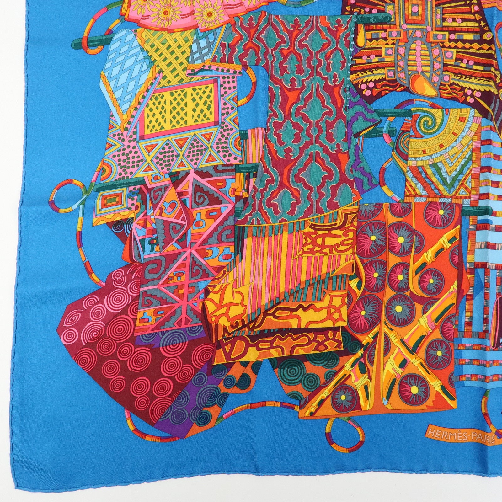 HERMES Carre 90 Silk 100% Scarf VOYAGE EN ETOFFES Blue Orange Pink