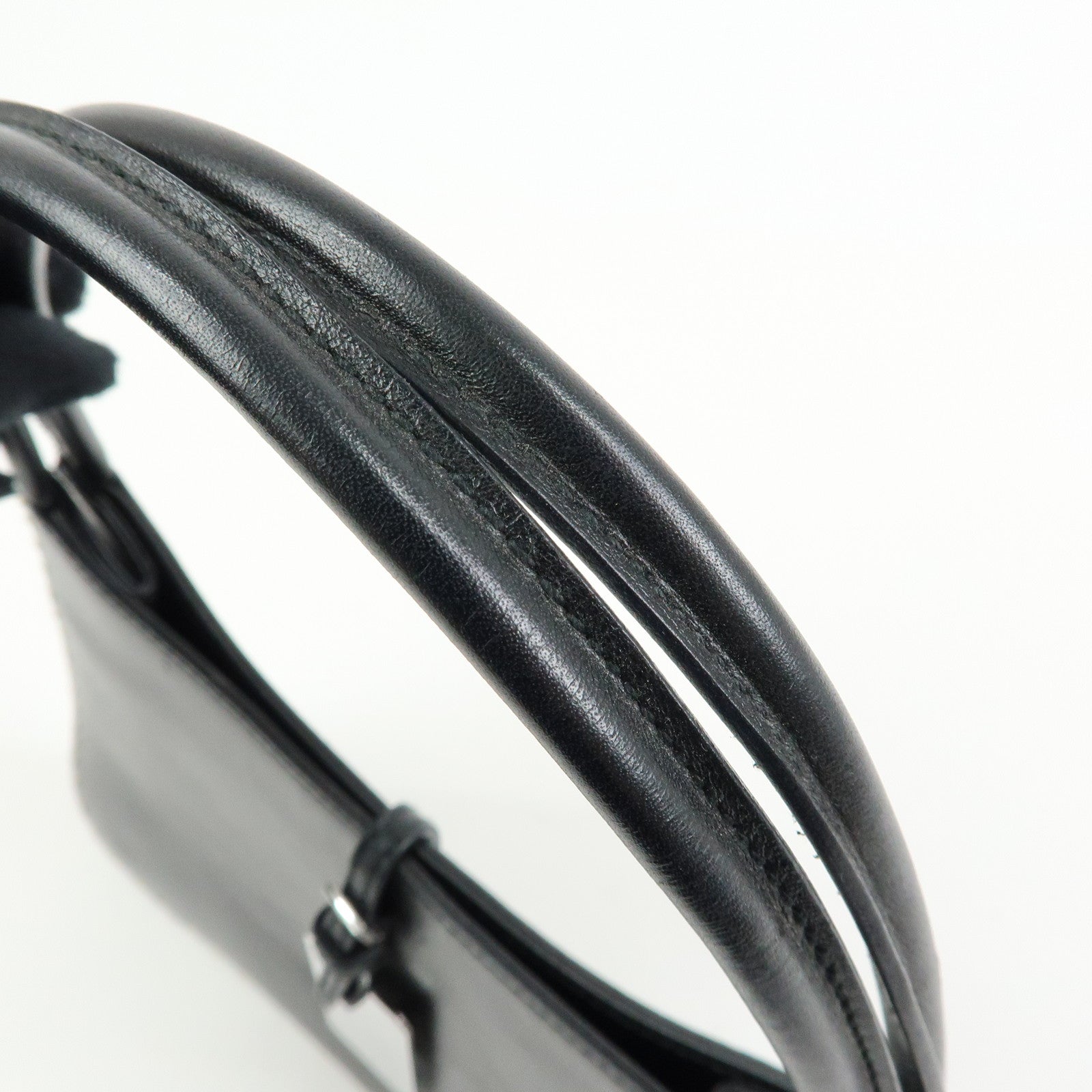 GUCCI Logo Plate Leather Hand Shoulder Bag Black 001・4279・204990