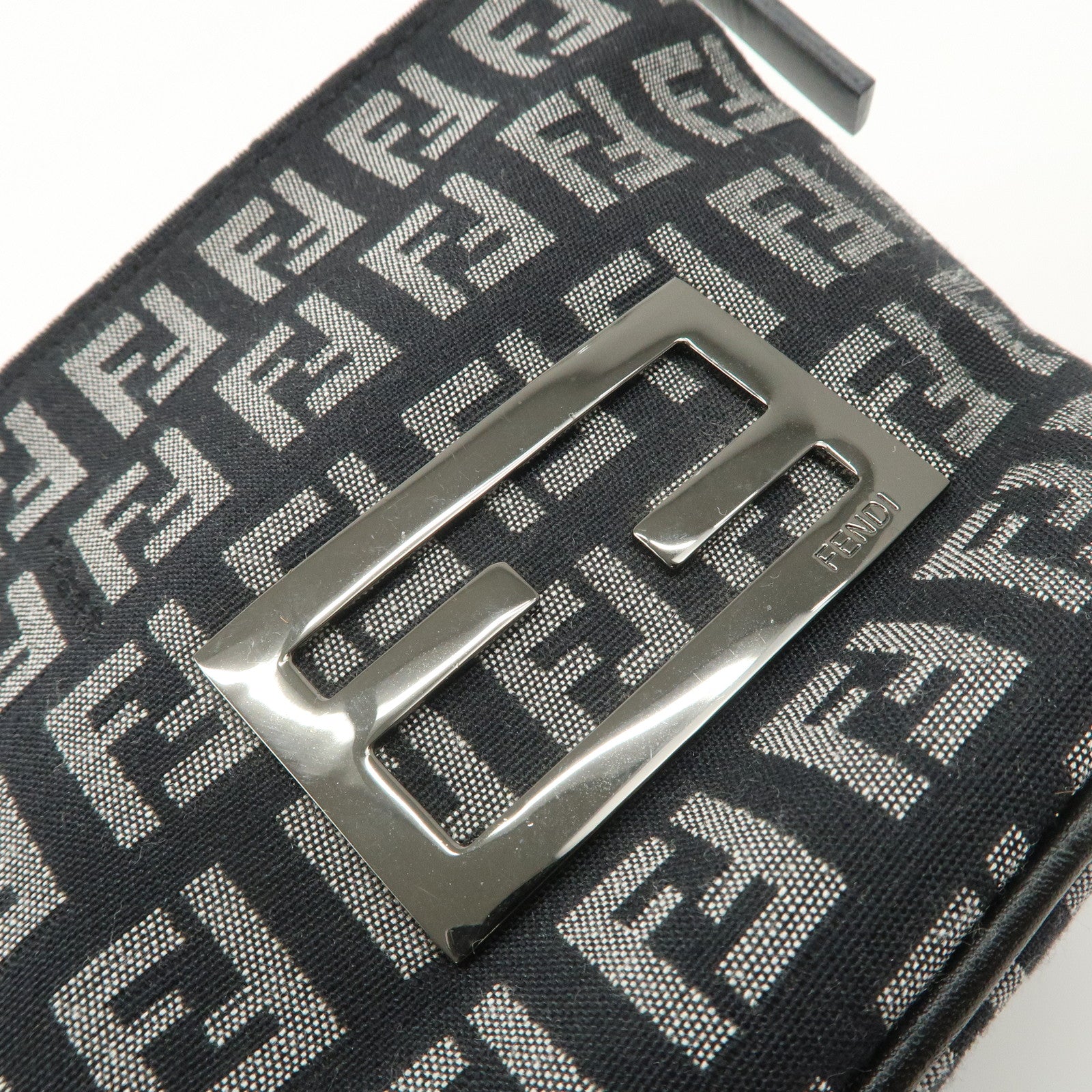 FENDI Zucchino Canvas Leather Shoulder Bag Black 266360 Used