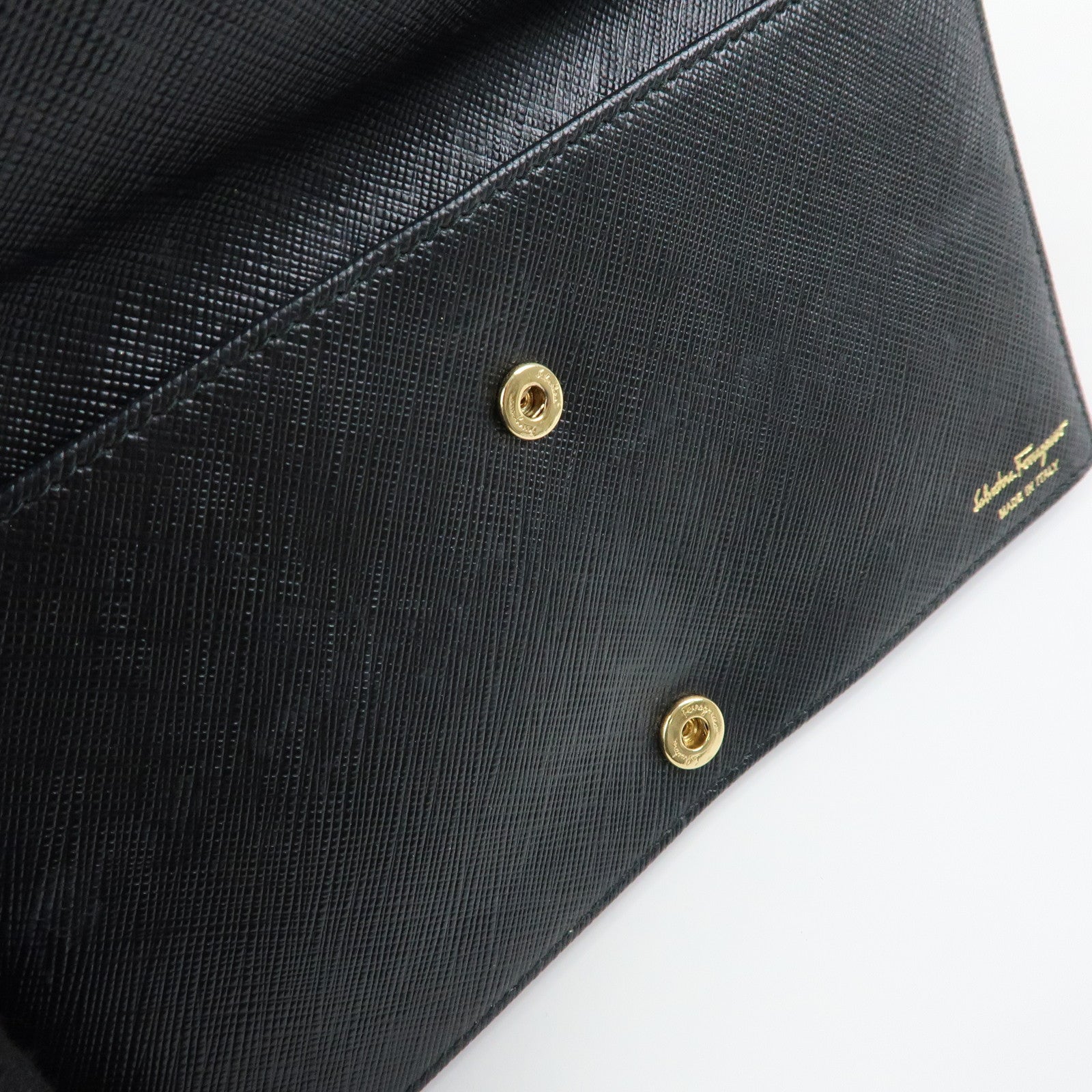 Ferragamo Vara Ribbon Leather Chain Wallet Shoulder Bag Black