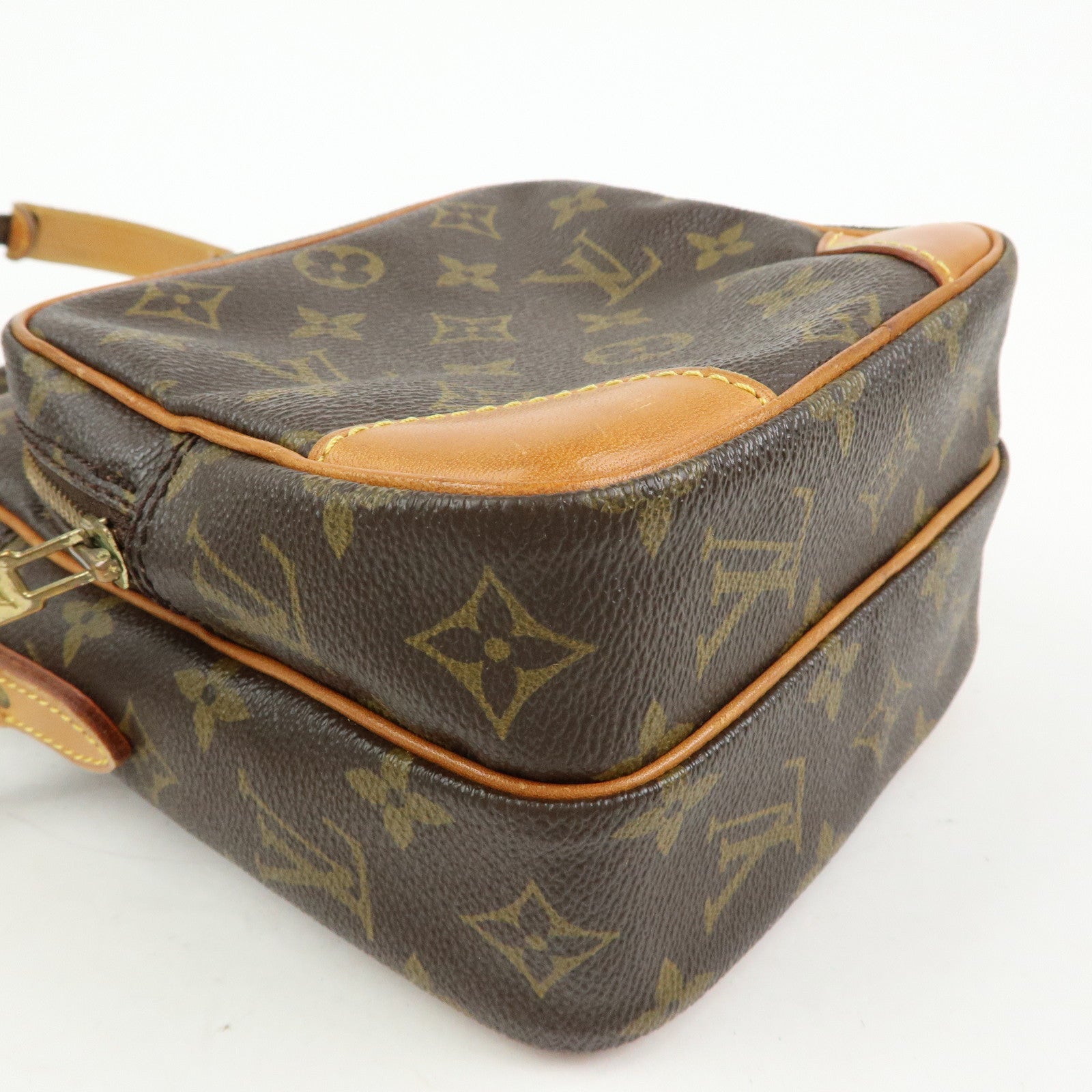 Louis Vuitton Monogram Amazone Shoulder Bag Crossbody Bag M45236