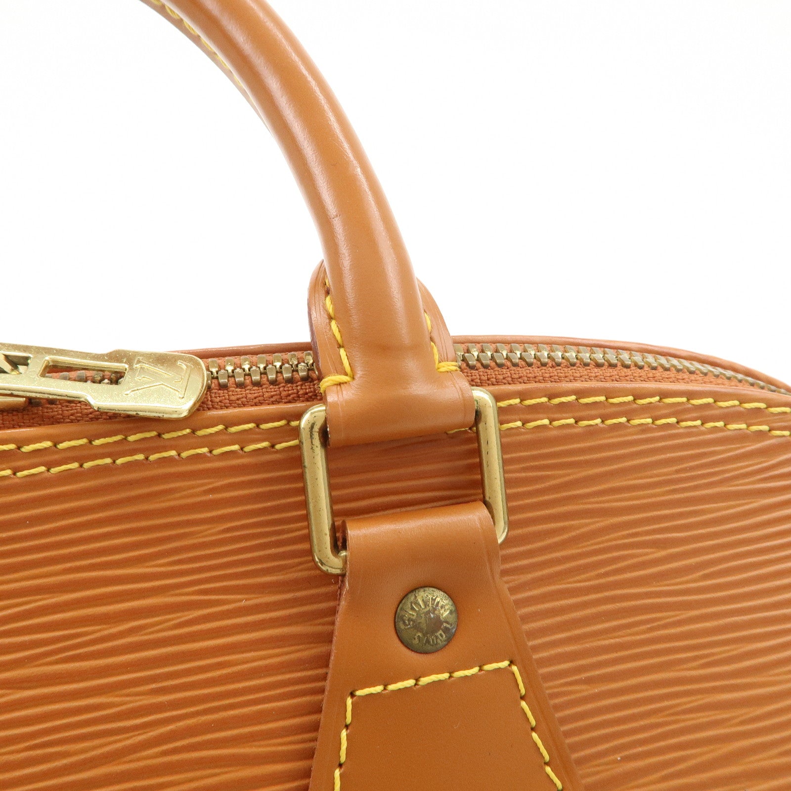 Louis Vuitton Epi Leather Alma PM Hand Bag Zipang Gold M52148