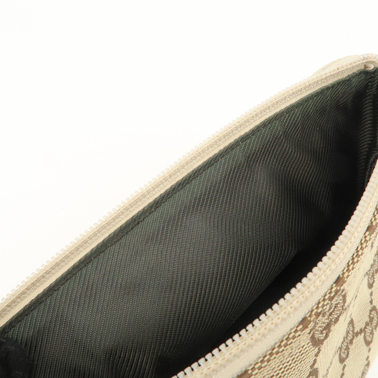 GUCCI Boat Bag GG Canvas Leather Bag Hand Bag Pouch Beige Ivory 07198 Used