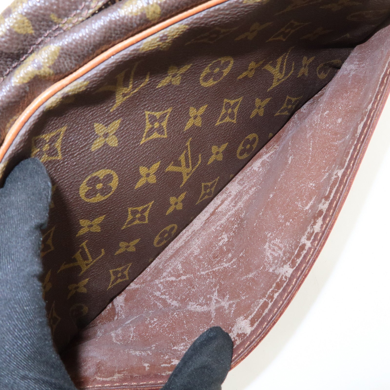 Louis Vuitton Monogram Compiegne 28 Pouch Clutch Bag Brown M51845