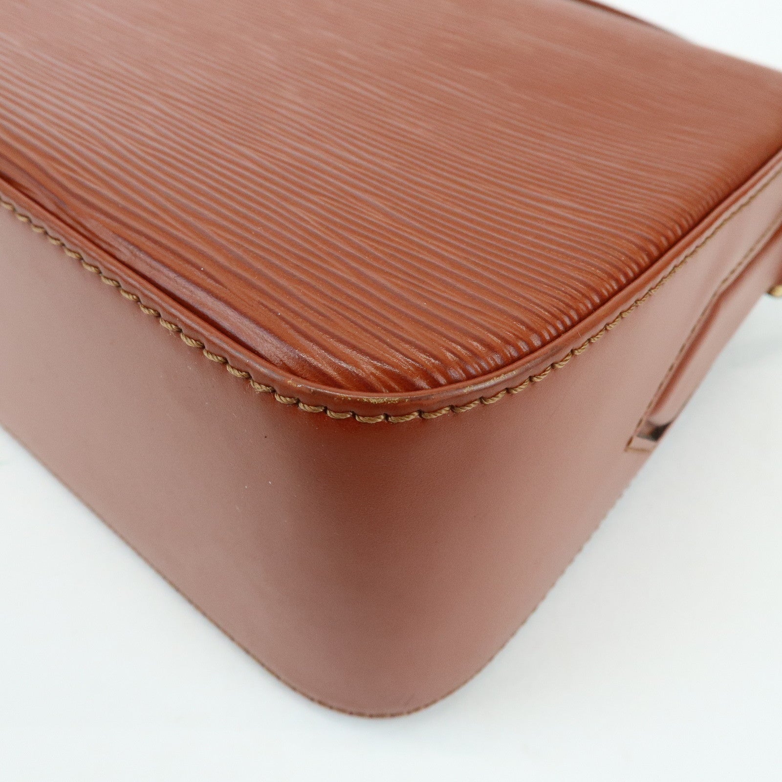 Louis Vuitton Epi Leather Buci Shoulder Bag Kenya Brown M52203