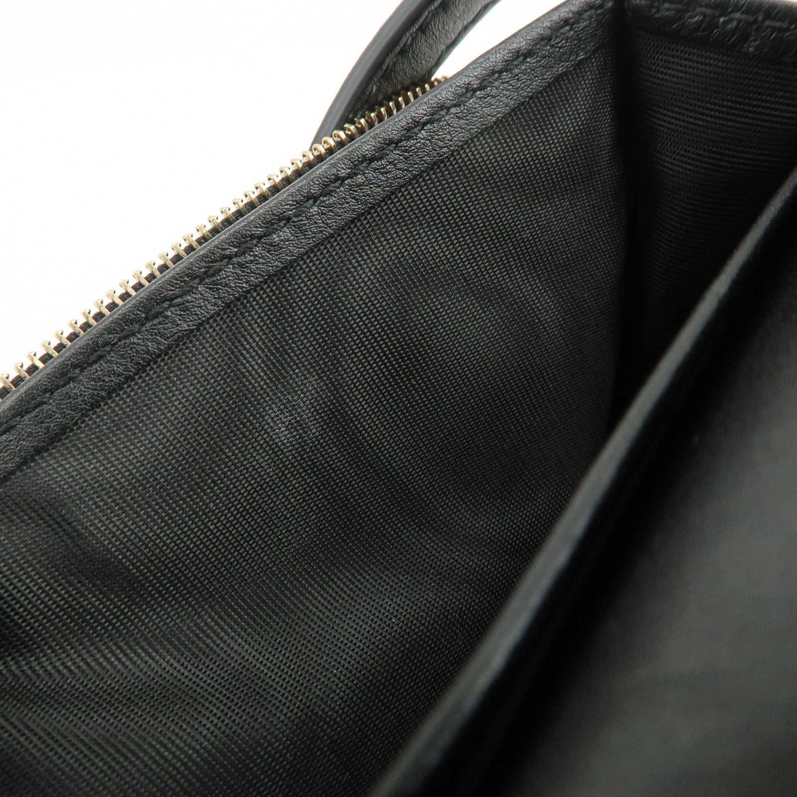 GUCCI Micro Guccissima Leather Shoulder Bag Wallet Bag Black 466507