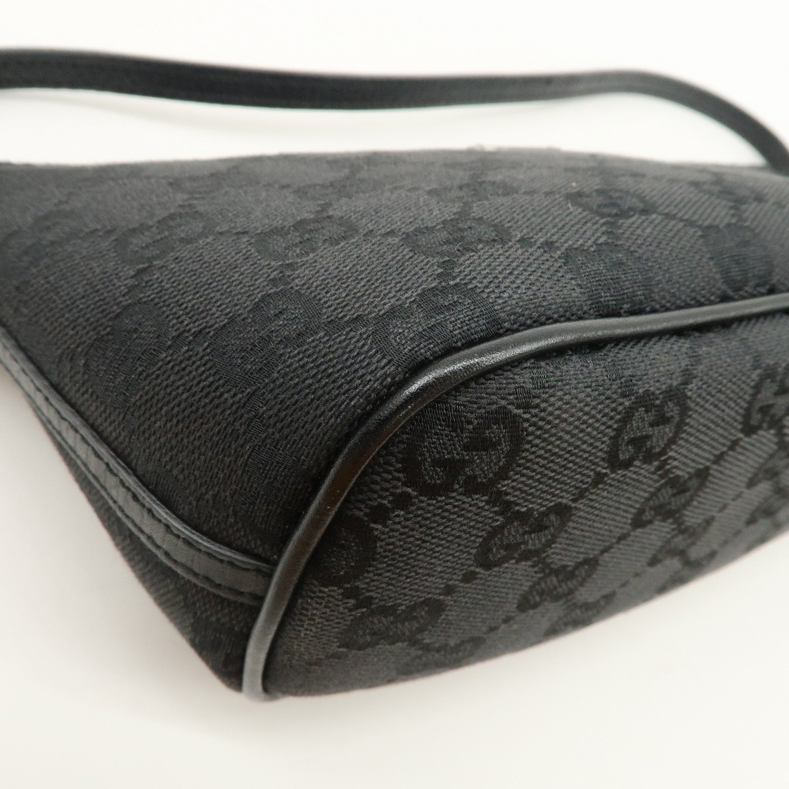 GUCCI Boat Bag GG Canvas Leather Hand Bag Pouch Black 07198