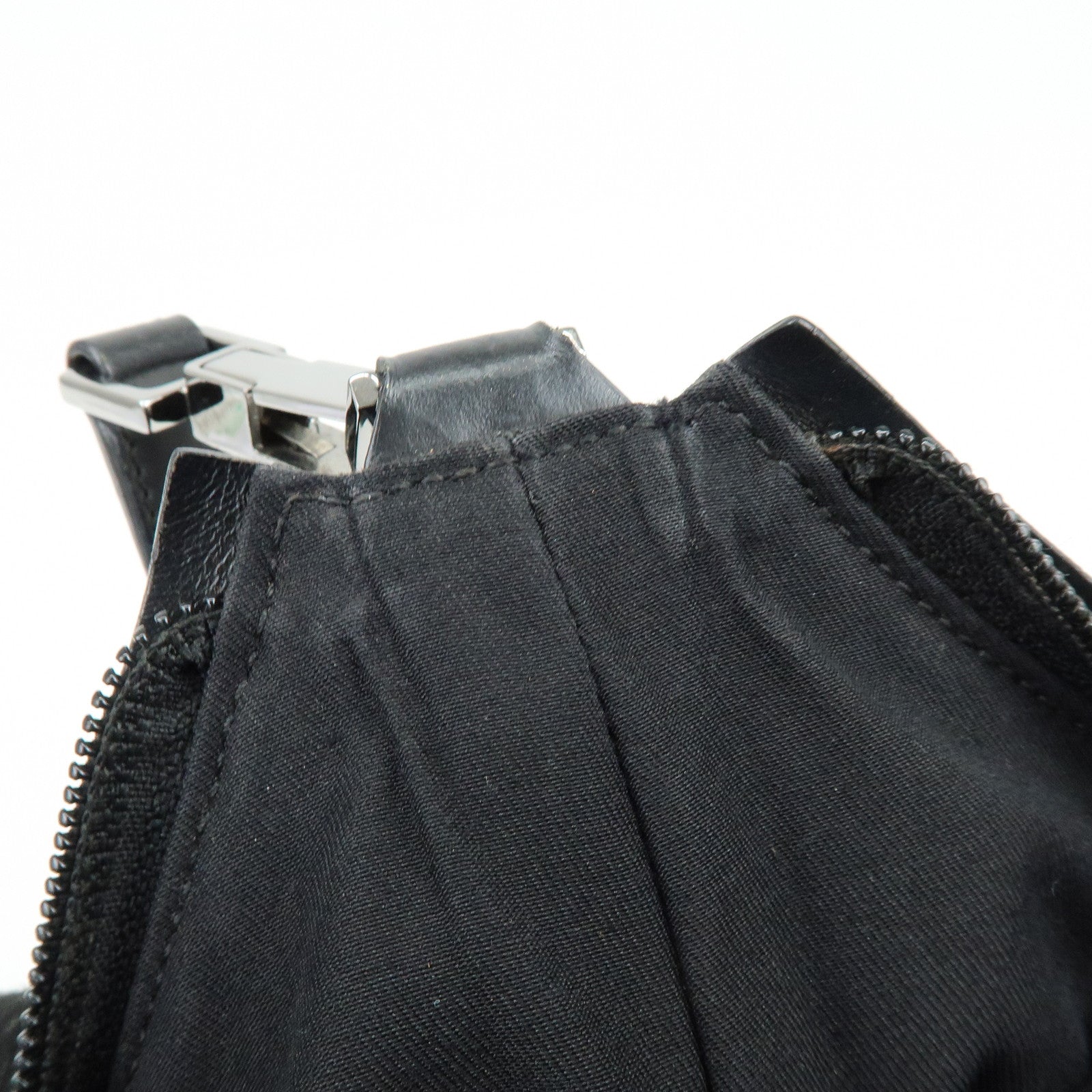 GUCCI Logo GG Nylon Leather Shoulder Bag Hand Bag Black 28335
