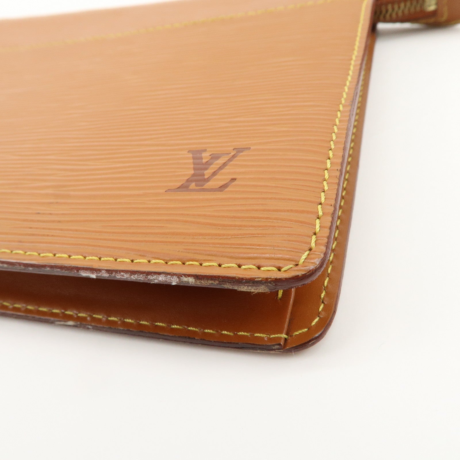 Louis Vuitton Epi Pochette Homme Clutch Bag Zipang Gold M52528