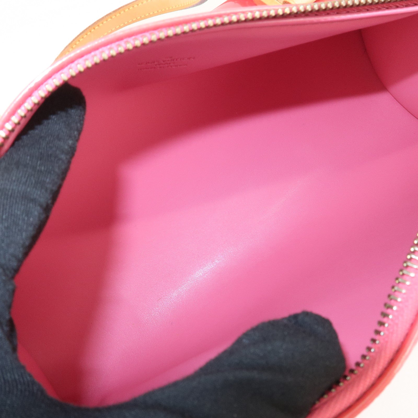 Louis Vuitton Monogram Vernis Bedford Hand Bag Framboise M9133F