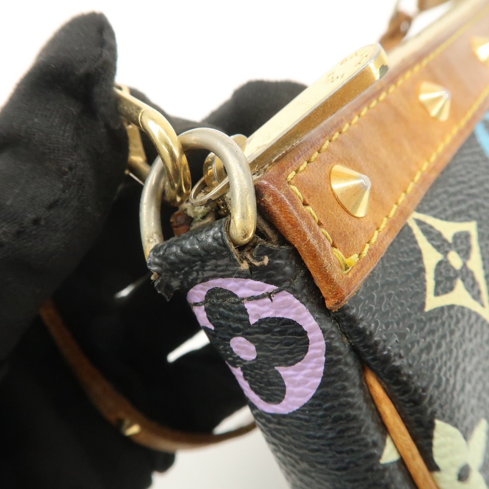 Louis Vuitton Monogram Multicolor Pochette Accessoires Noir M92648