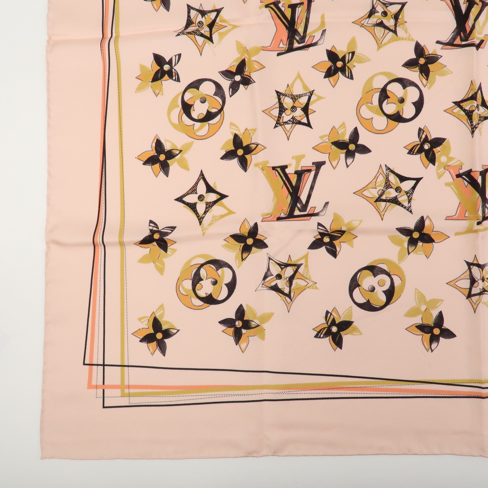 Louis Vuitton Monogram Silk 100% Scarf Pink M79267