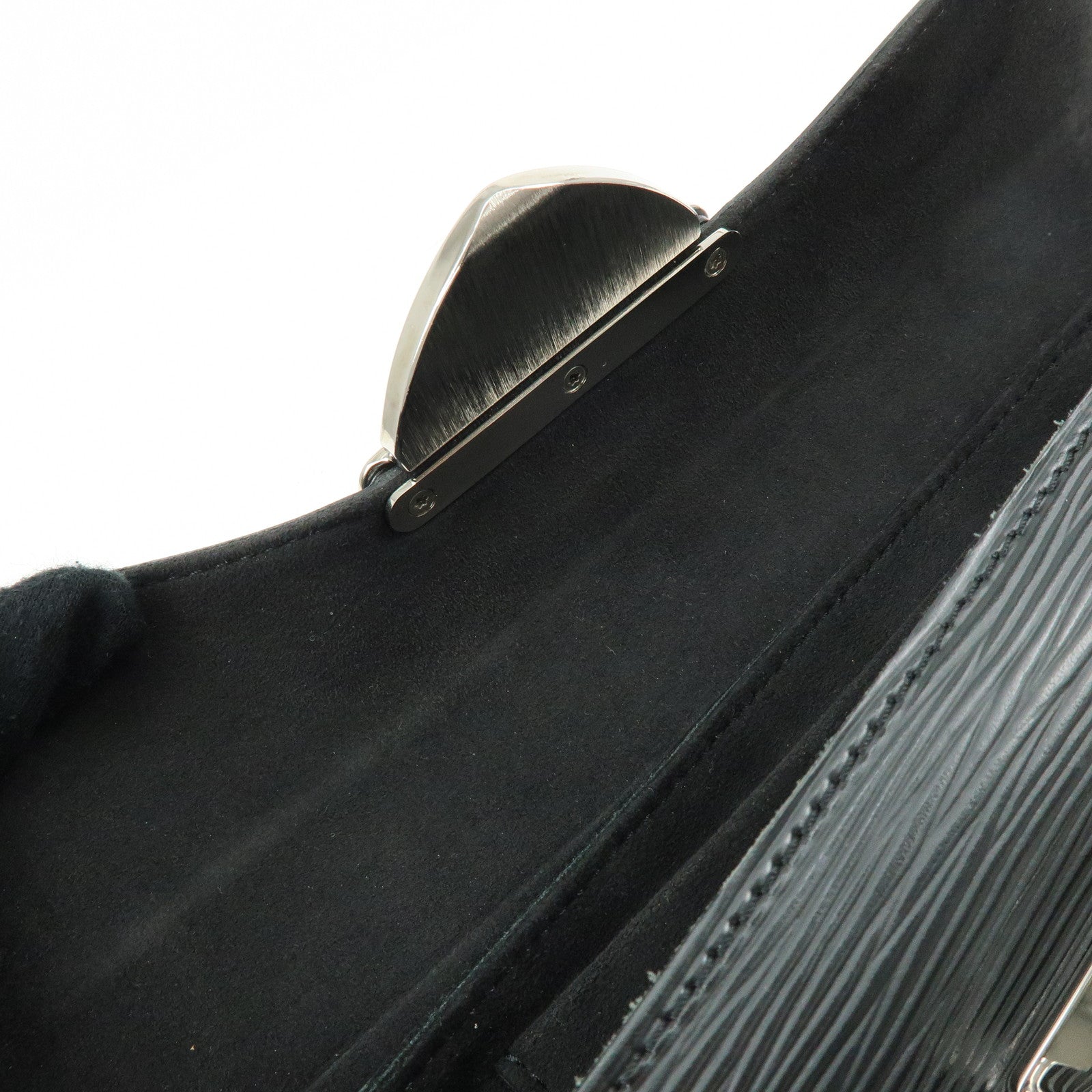 Louis Vuitton Epi Pochette Montaigne Shoulder Bag Noir M59292