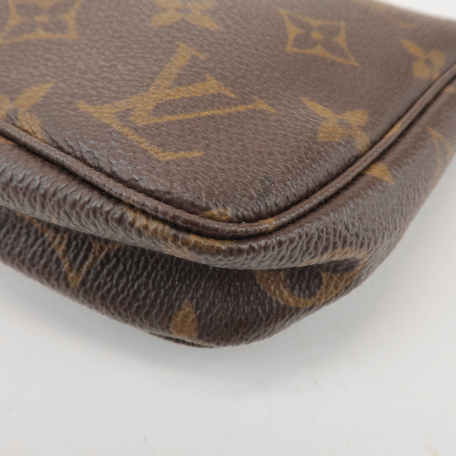 Louis Vuitton Monogram Pochette Accessoires Pouch Hand Bag M51980