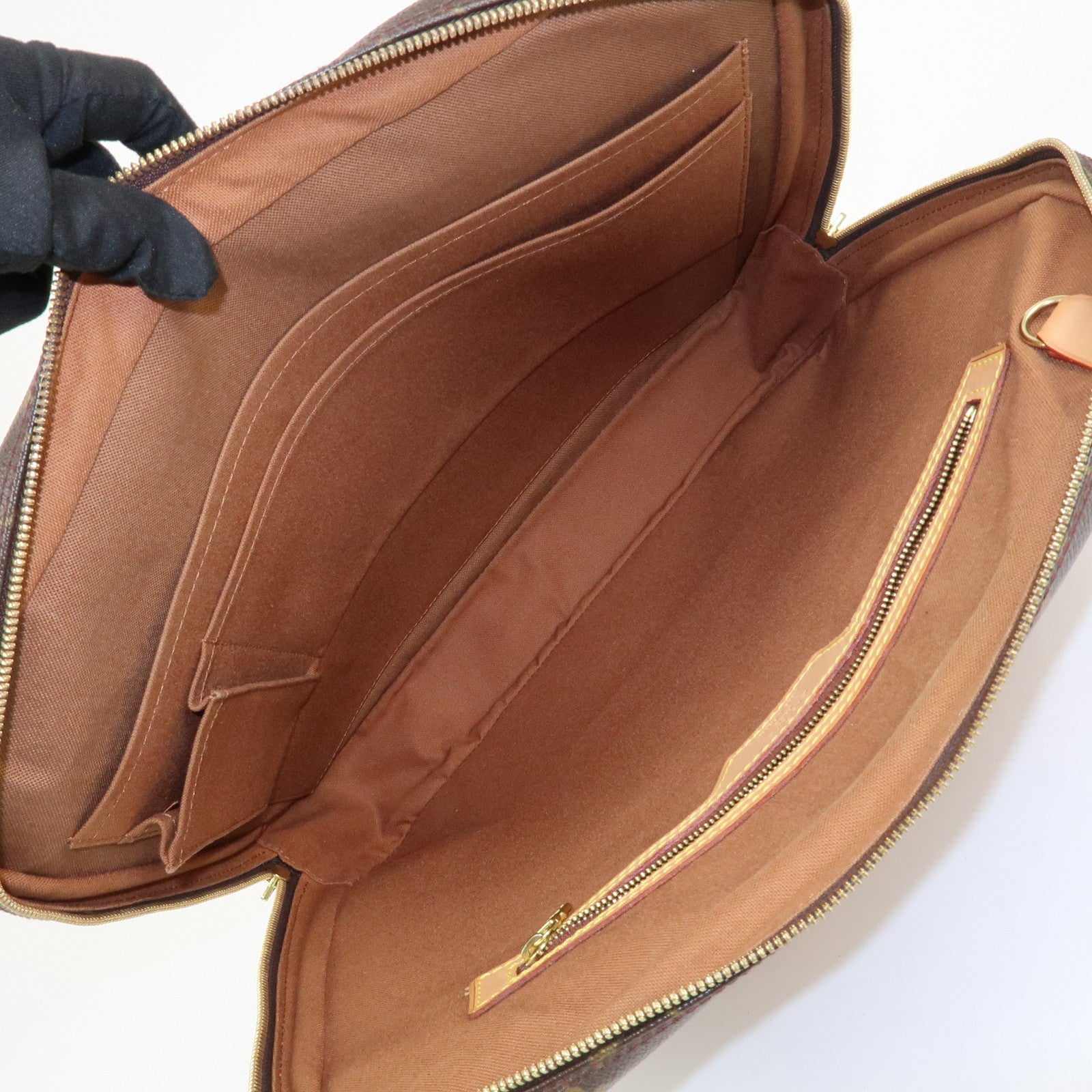 Louis Vuitton Monogram Canvas Porte Documents Pegase M53343