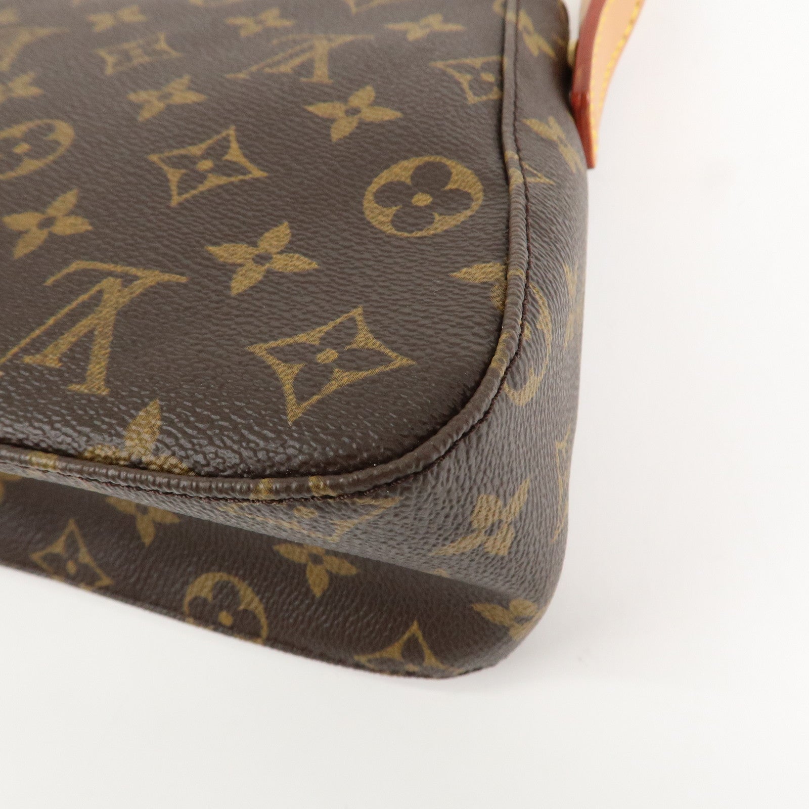 Louis Vuitton Monogram Canvas Mini Looping Shoulder Bag M51147