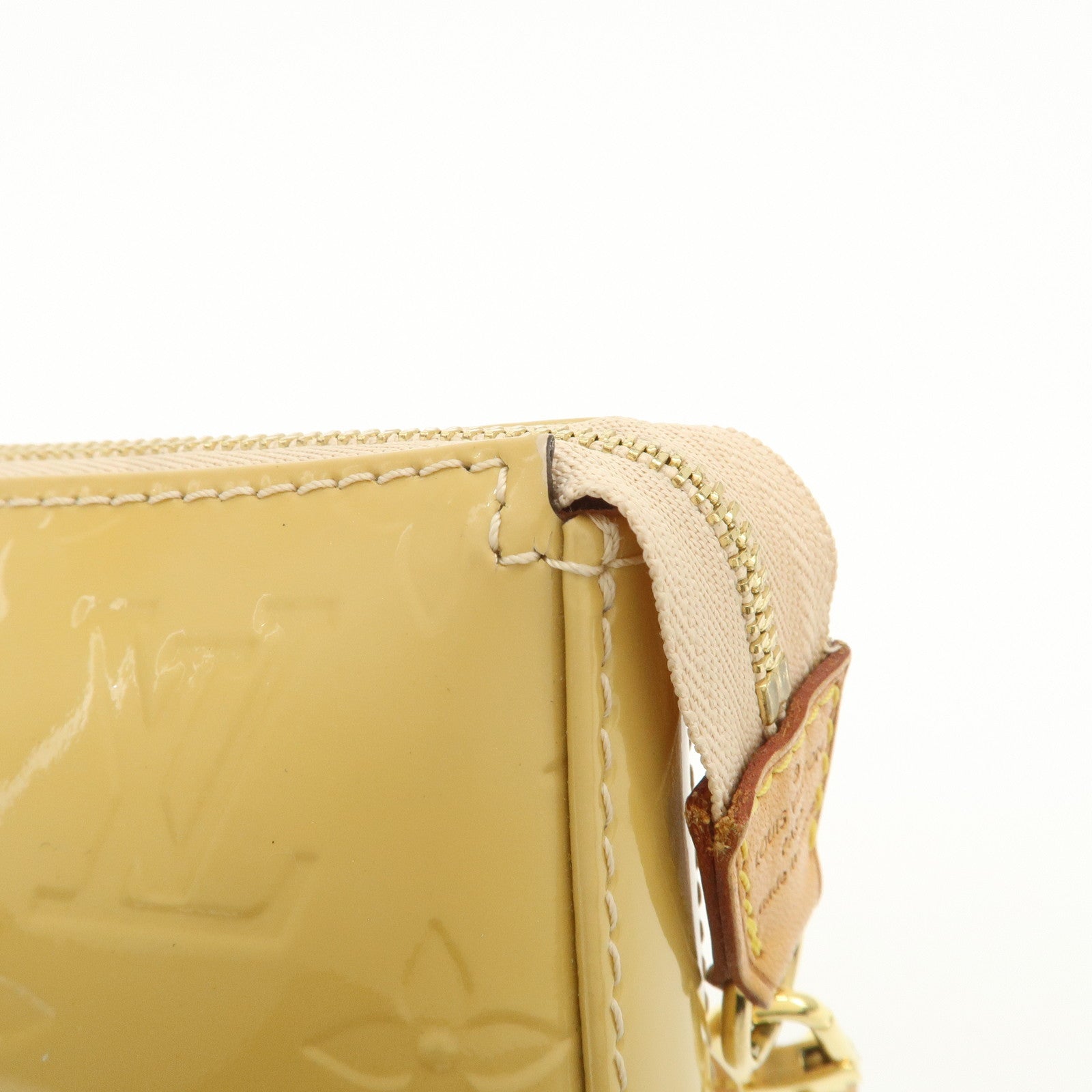 Louis Vuitton Monogram Vernis Pochette Accesoires Dune M90196