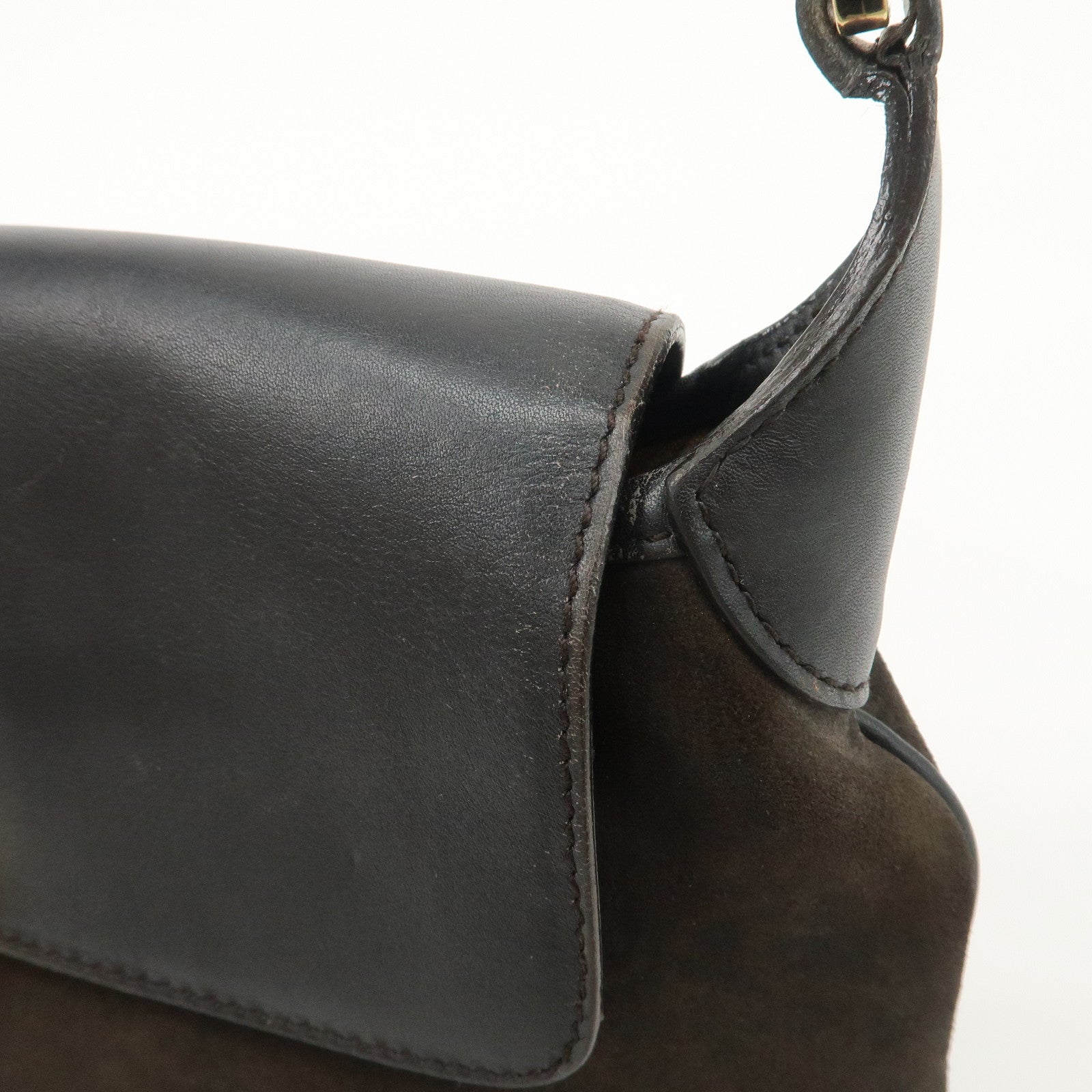 GUCCI Bamboo Leather Shoulder Bag Black Gold HDW 001.4096 Used