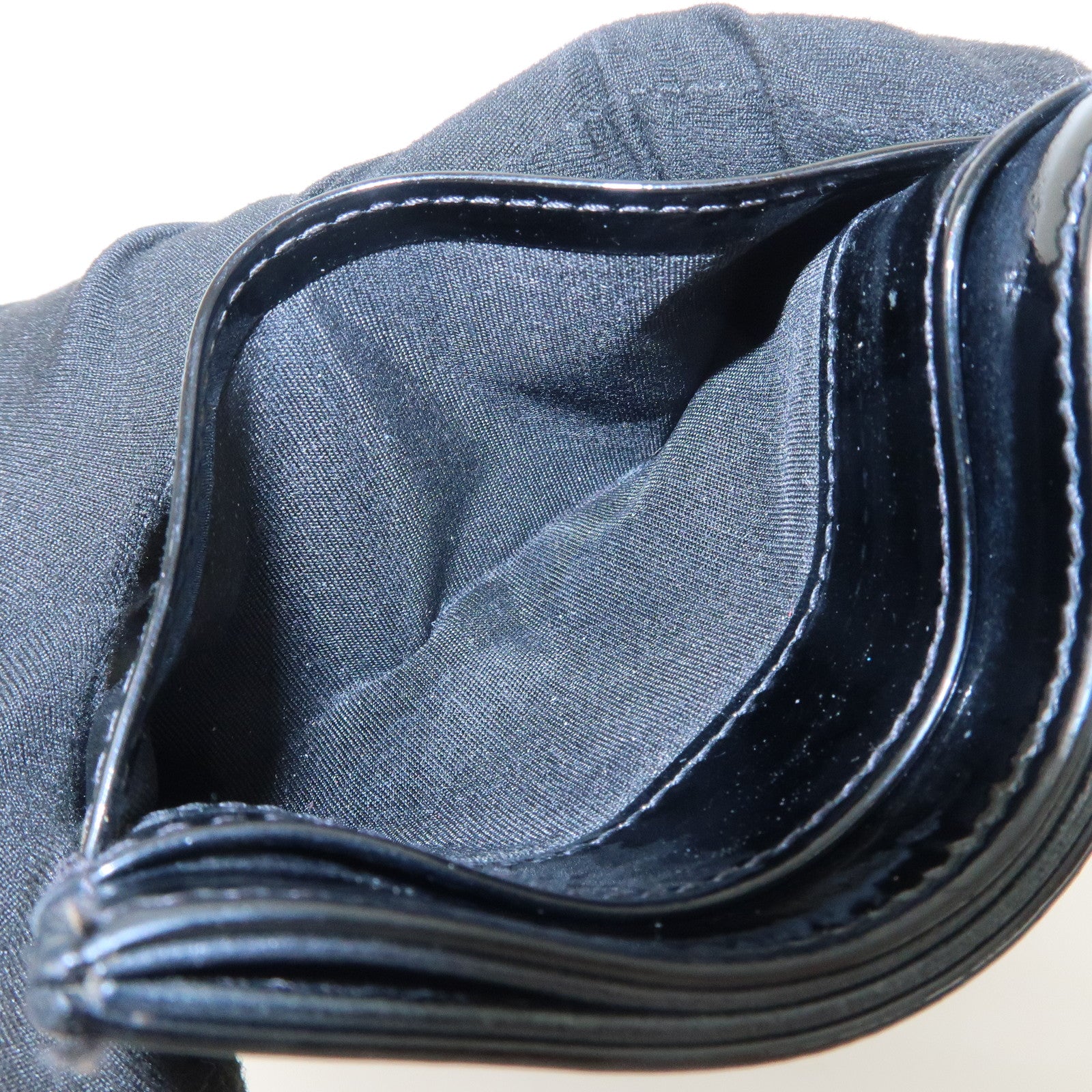 CHANEL COCO Mark Matelasse Patent Leather Card Case Black A48703