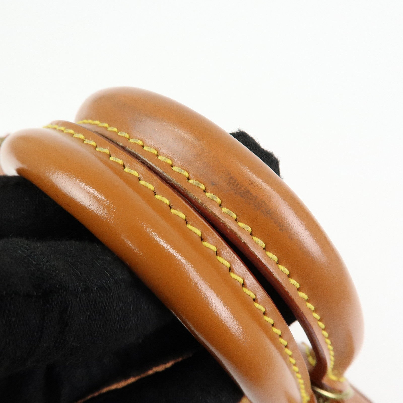 Louis Vuitton Epi Alma PM Lether Hand Bag Zipang Gold M52148